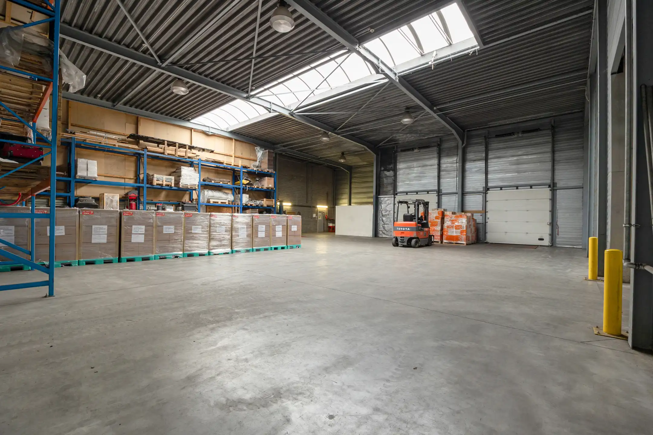 Representatief bedrijfsgebouw te koop in Puurs foto 9