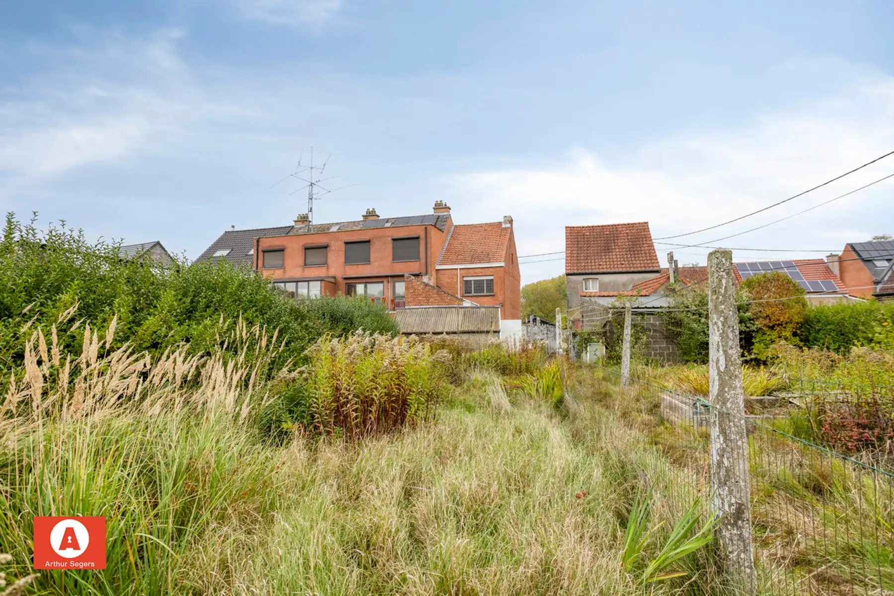 Te renoveren halfopen bebouwing met zuidwestgerichte tuin foto 24