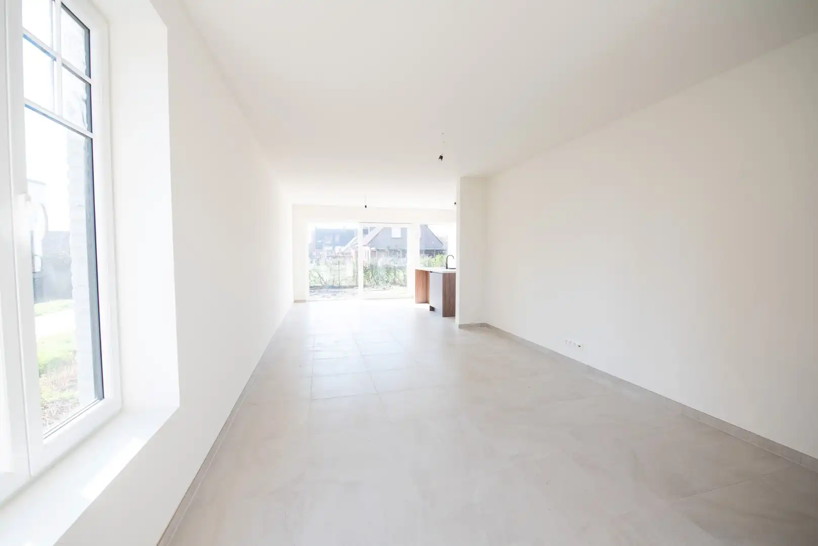 Knap afgewerkte, energiezuinige woning op sublieme locatie centrum Waregem! Kijkwoning! foto 6