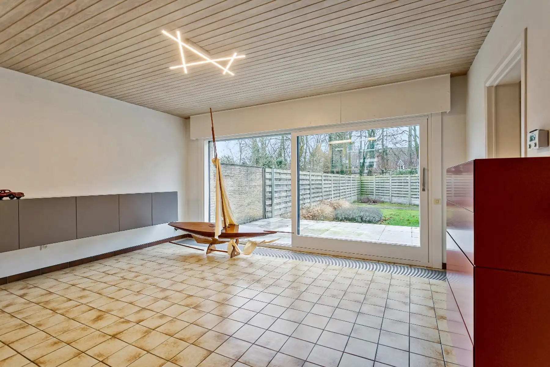 Ruime woning met 4/5 slpks op rustige ligging te Assebroek foto 6