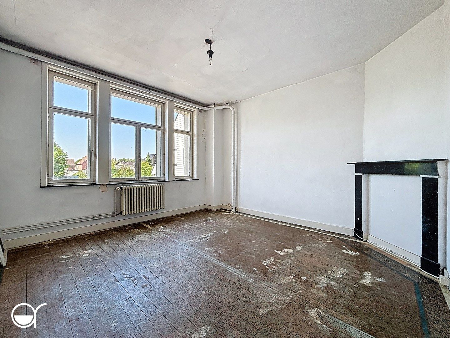 Volledig te renoveren landhuis op 2830m2 foto 12