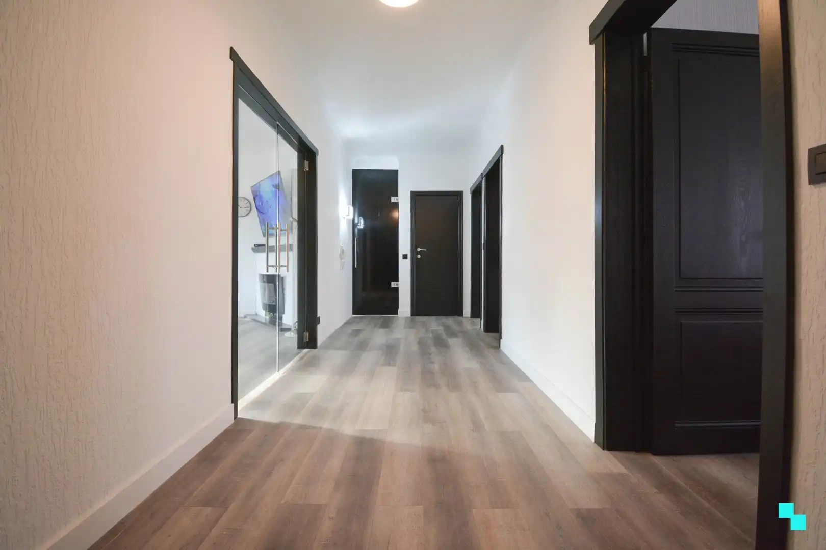 3-slaapkamer appartement met garage te Roeselare foto 2