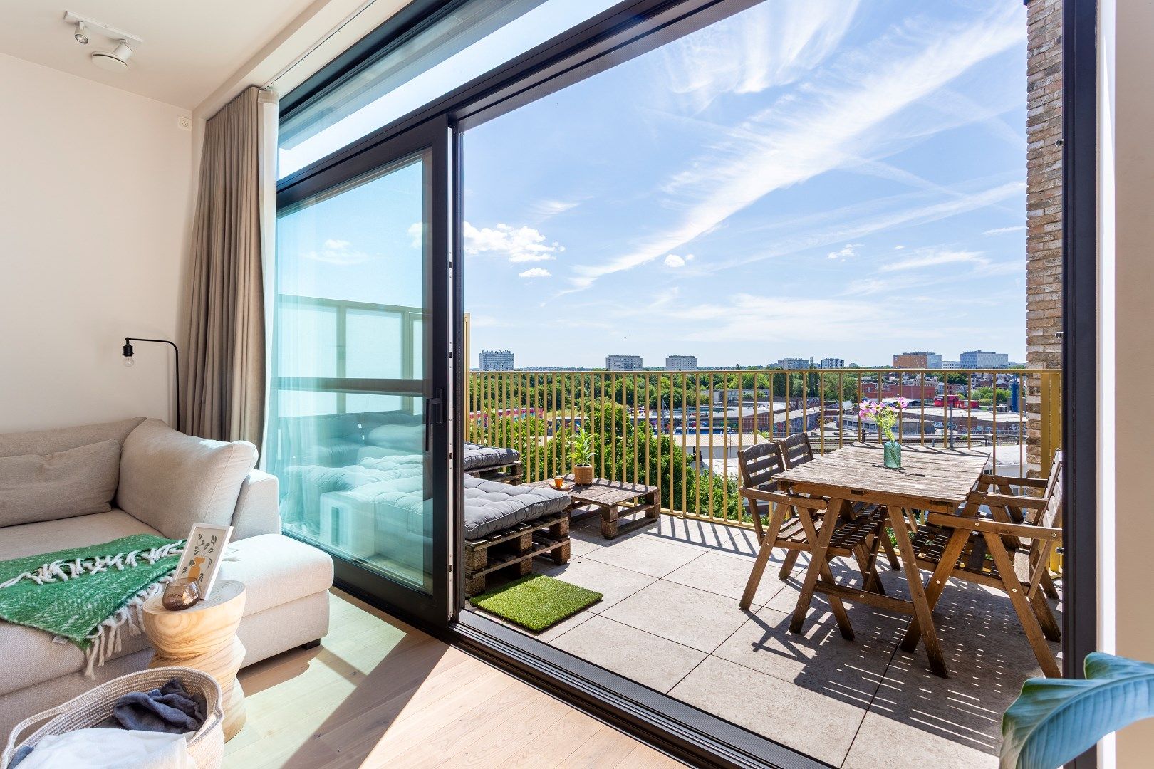 Moderne penthouse met drie slaapkamers en zonnig terras in hartje Zurenborg – Antwerpen foto 7