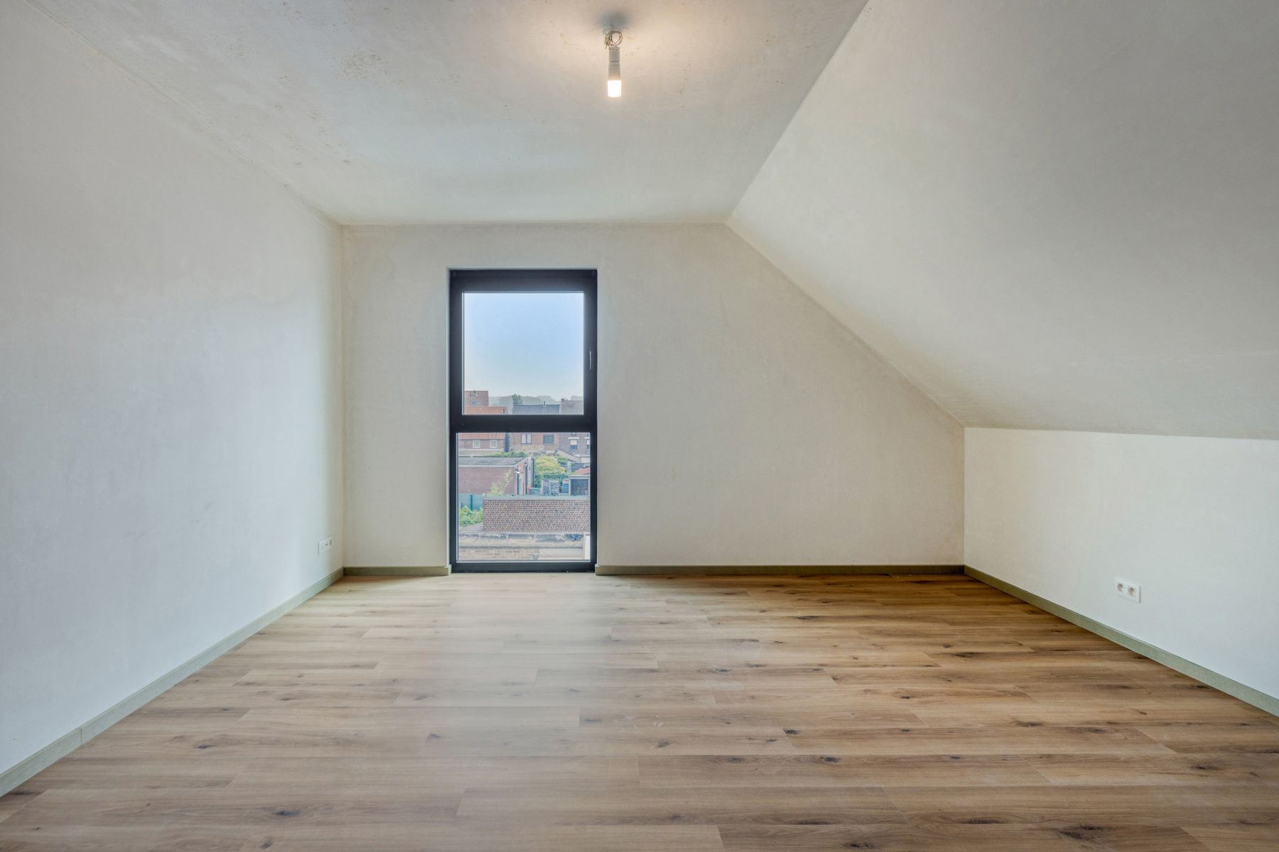 Nieuwbouw duplex appartement met ruim terras in het centrum foto 18