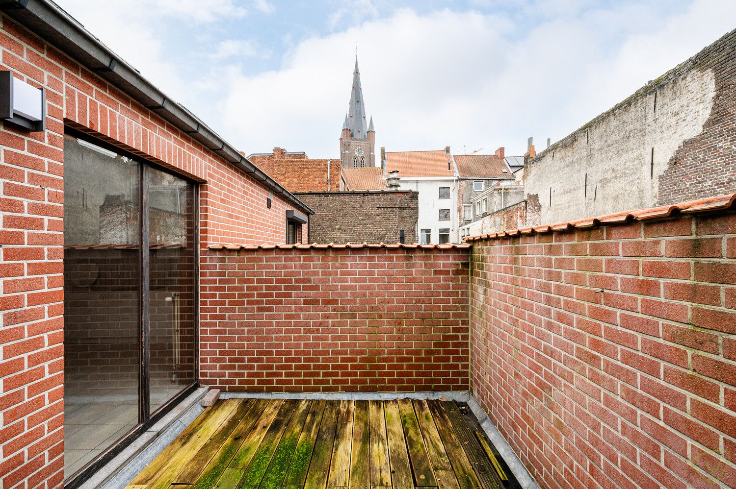 Zeer ruime stadswoning gelegen nabij de Markt van Eeklo foto 7