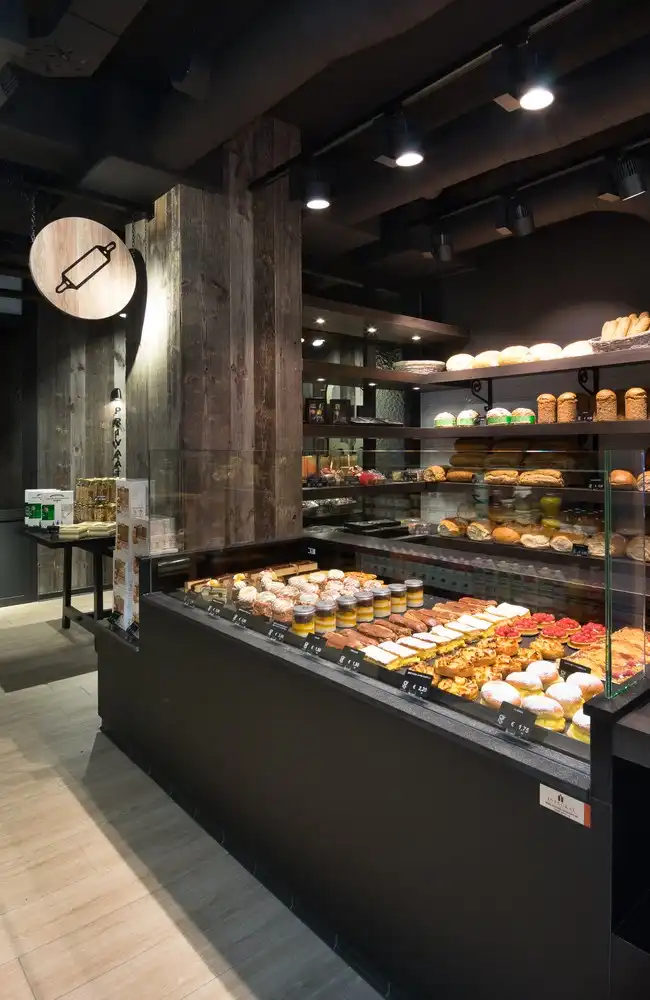 Opvallend instapklaar handelspand met 17 m gevelbreedte en topvisibiliteit foto 16