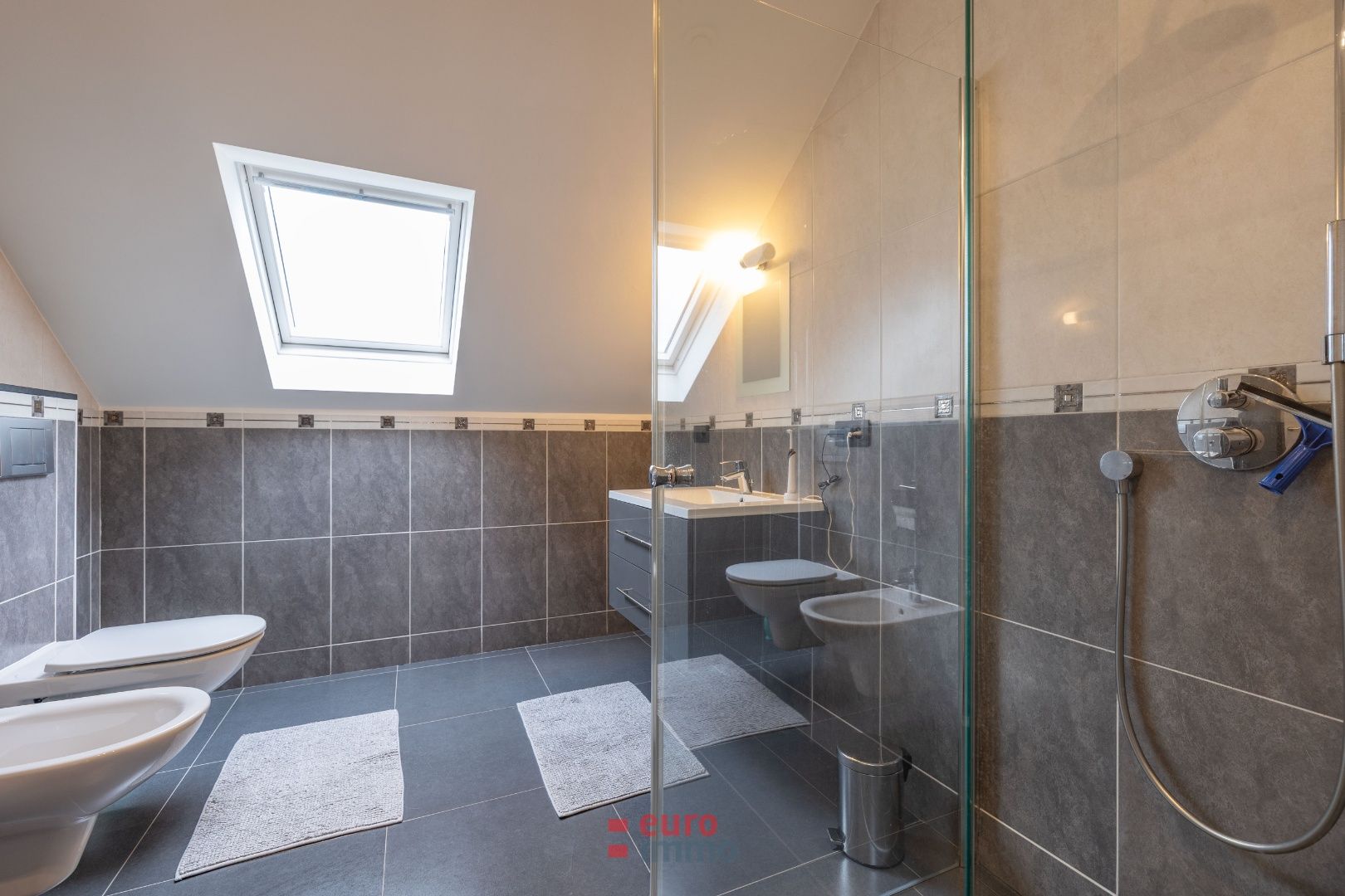 Exclusieve topvilla met binnenzwembad en zwemvijver in Sint-Idesbald! foto 25