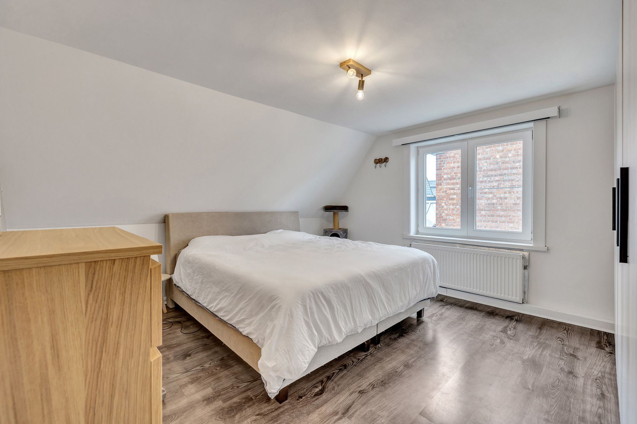 Instapklare woning met tuin en garage in rustige straat  foto 14