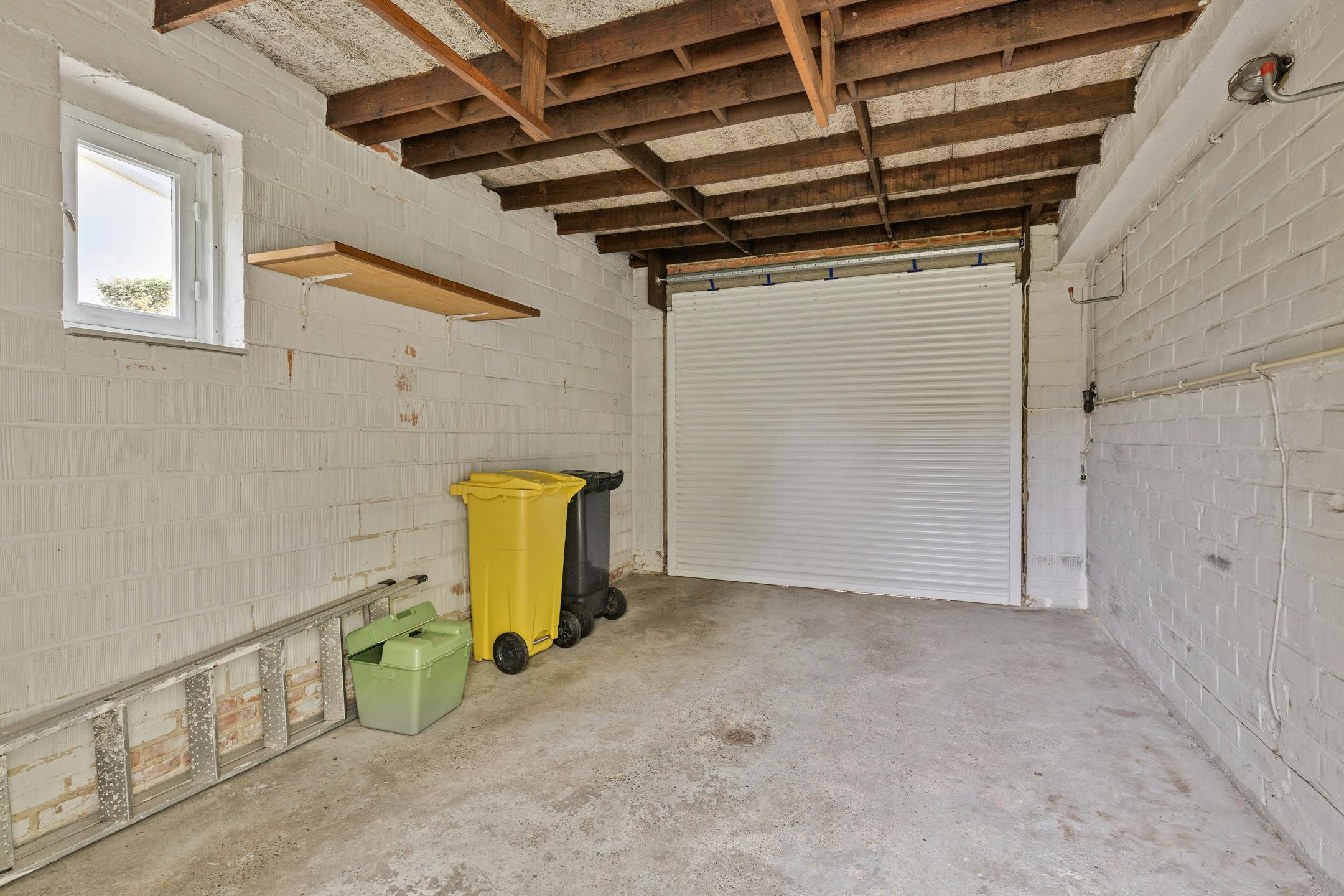 Halfopen woning met 4 slpk en mooie tuin te koop in Kapellen foto 19