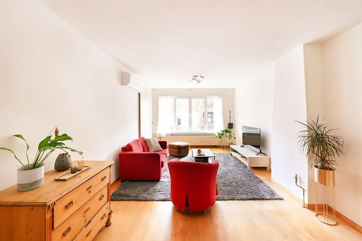 Ruime woning op zeer populaire locatie in Mortsel foto 4