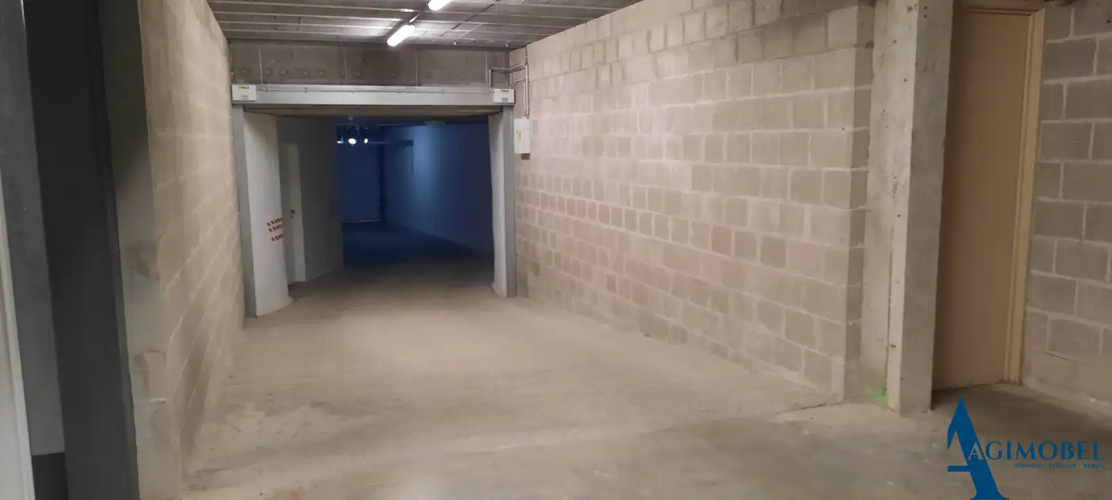 Gemakkelijke garagebox op niveau-1  in het nieuwe garagecomplex " ZANDBANK"  op de Parmentierlaan te Knokke foto 4
