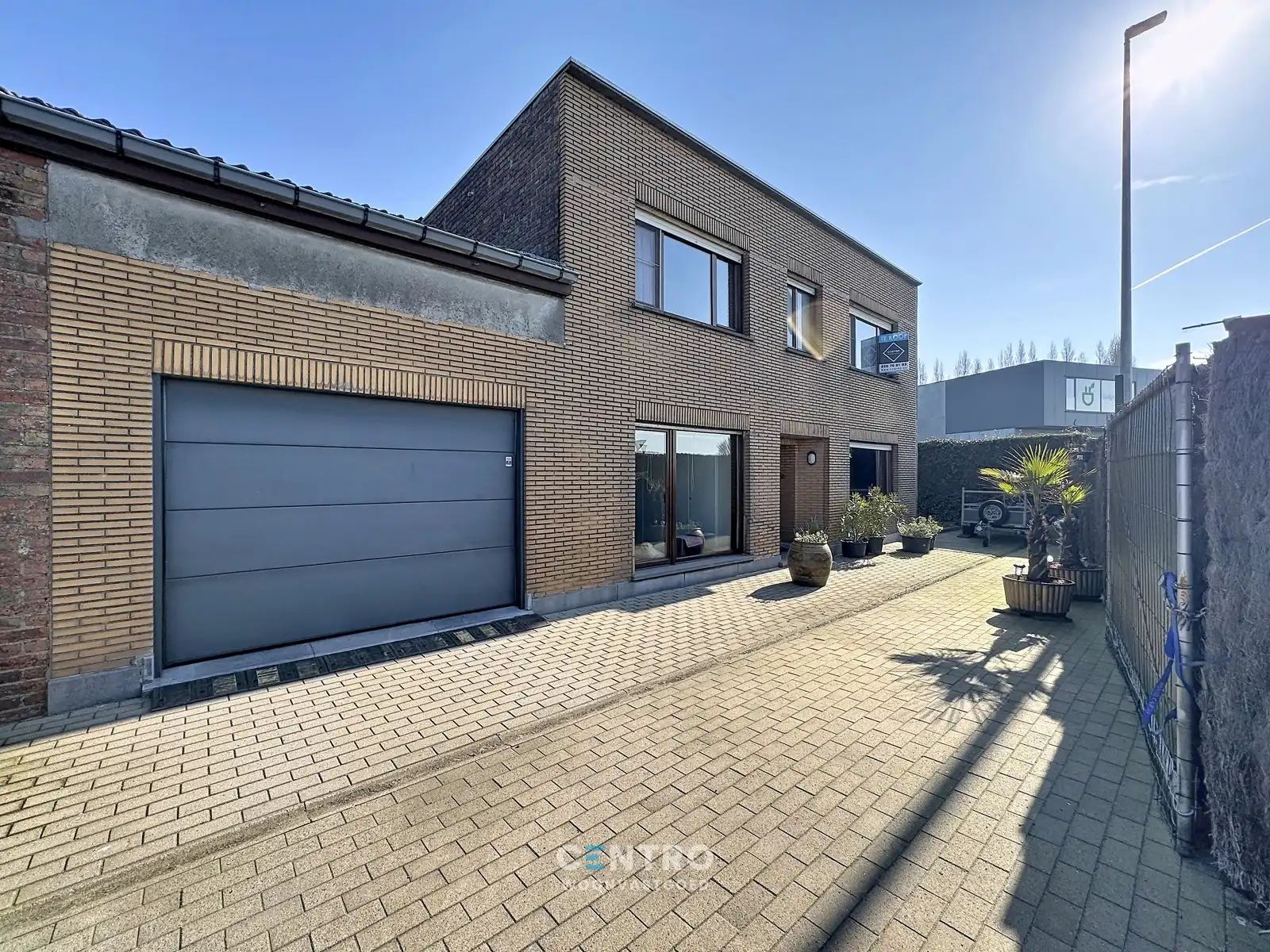 Magazijn met woonst op interessante ligging te Gistel! foto 21