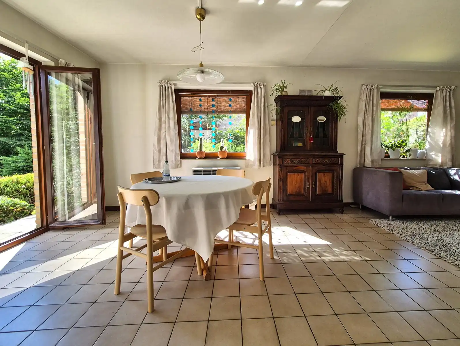 Toffe halfopen woning met prachtige tuin in de dorpskern foto 9