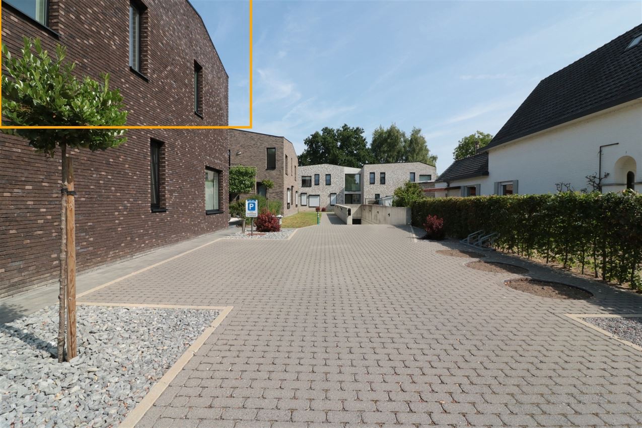 108m², zuidterras, mogelijk bijkomende aankoop parking foto 32