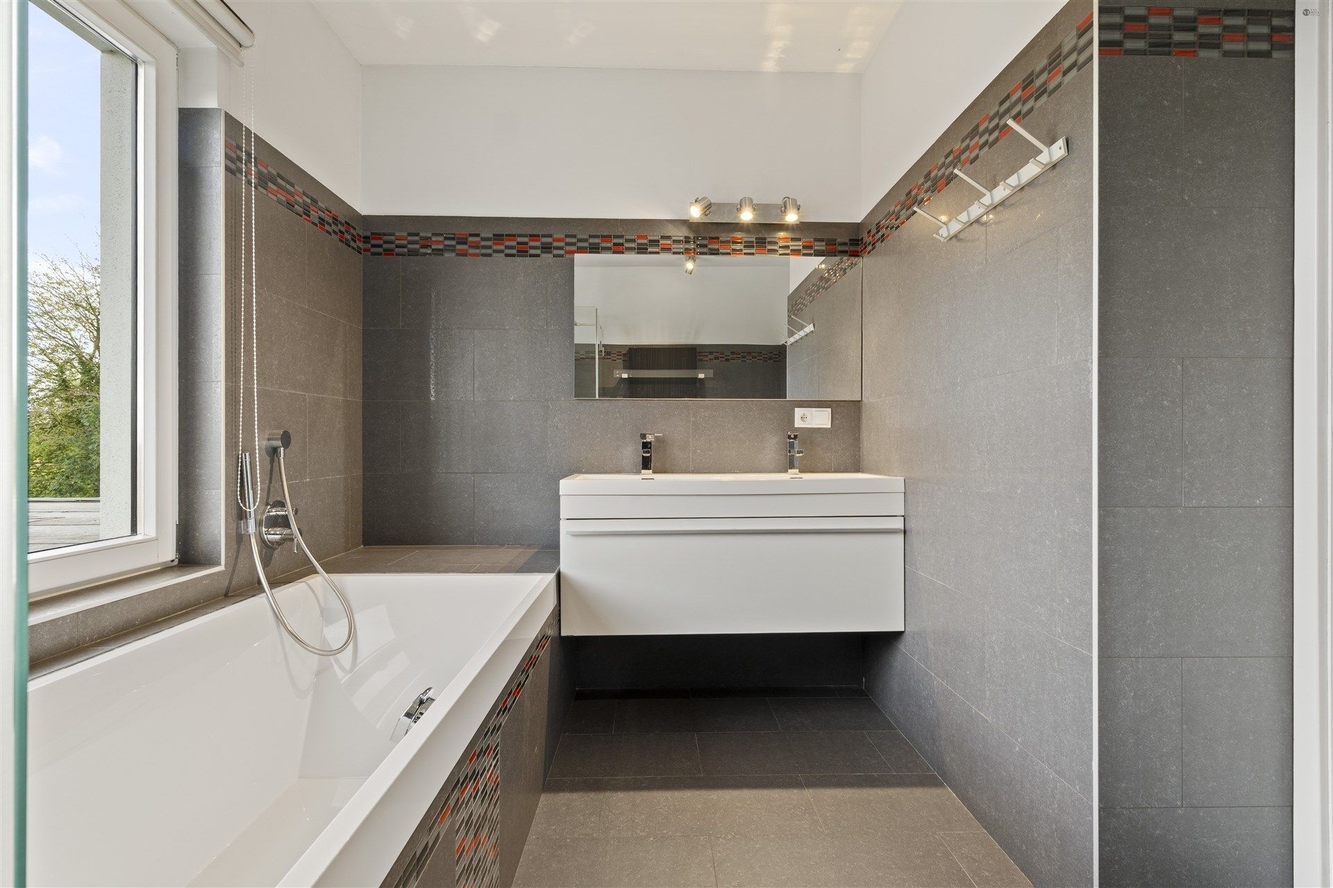 Ruime moderne villa met alle luxe op 5.176m² foto 25