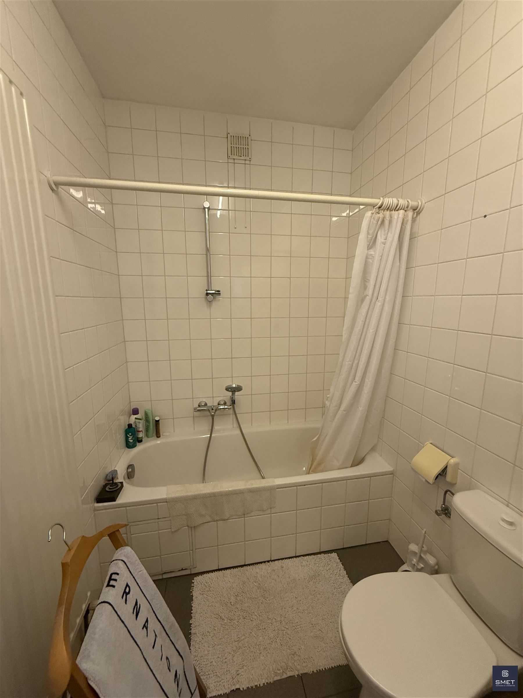 OPBRENGSTEIGENDOM MET 3 APPT EN 3 GAR foto 7