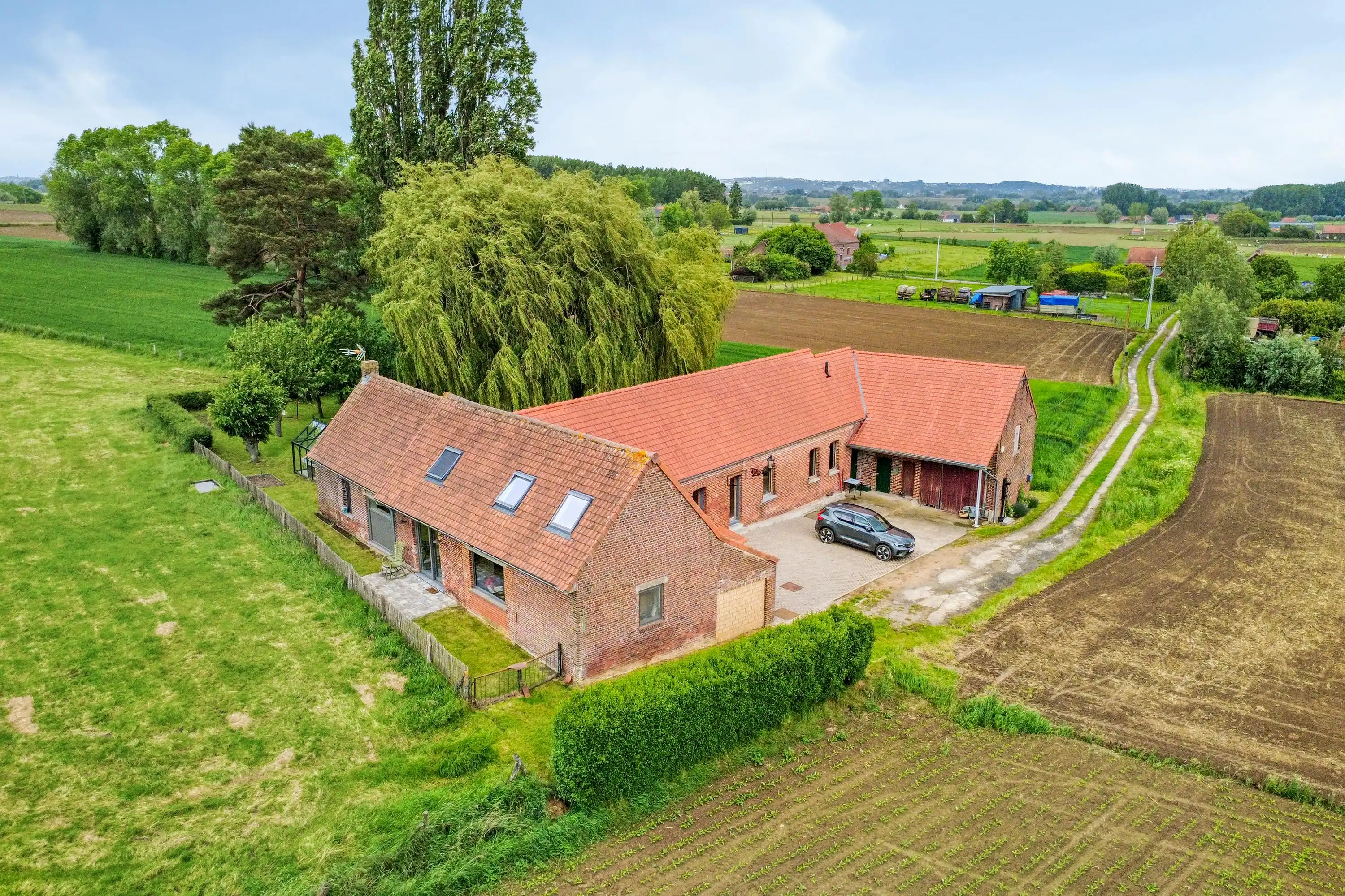 Recent gerenoveerde hoeve te koop in Ellezelles foto 19