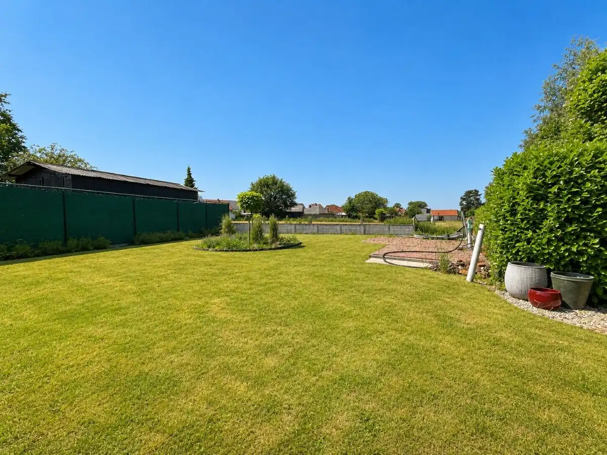 Moorslede - Instapklare gezinswoning met 4 slaapkamers, garage en tuin foto 26