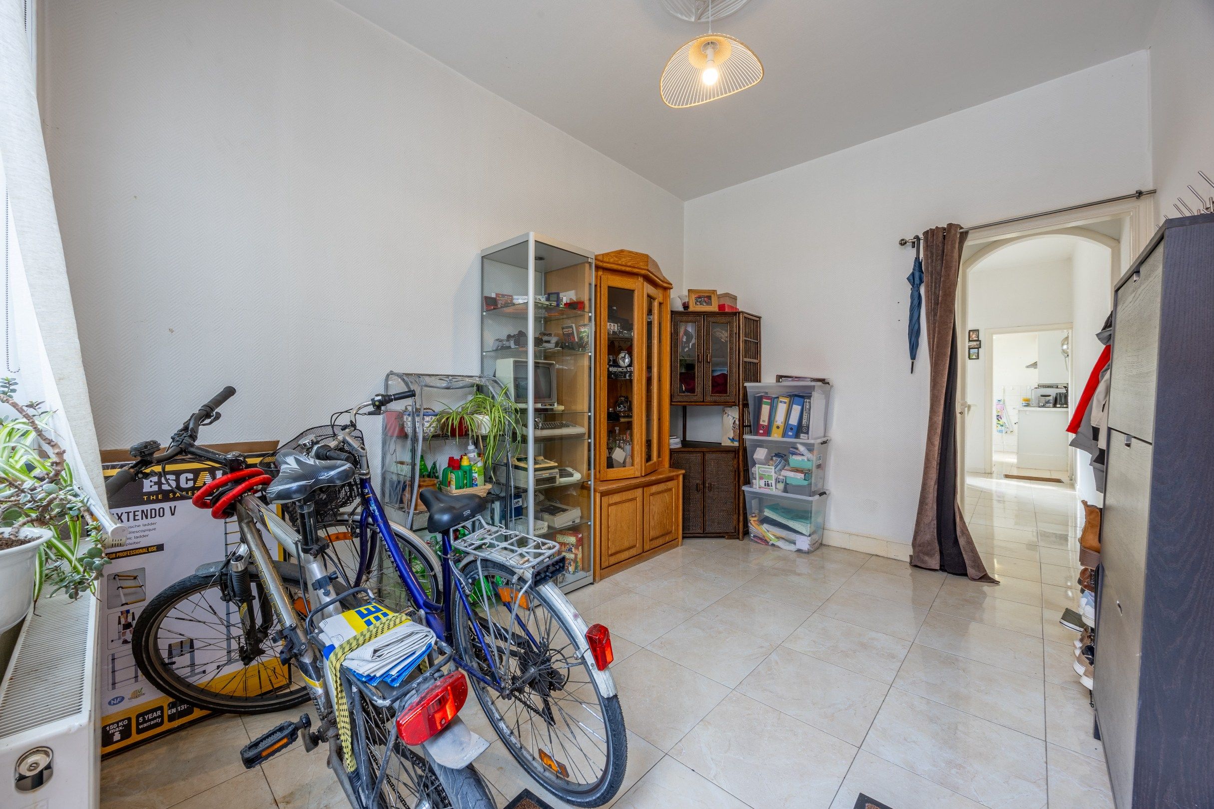 Ideale starterswoning met 4 slaapkamers foto 3