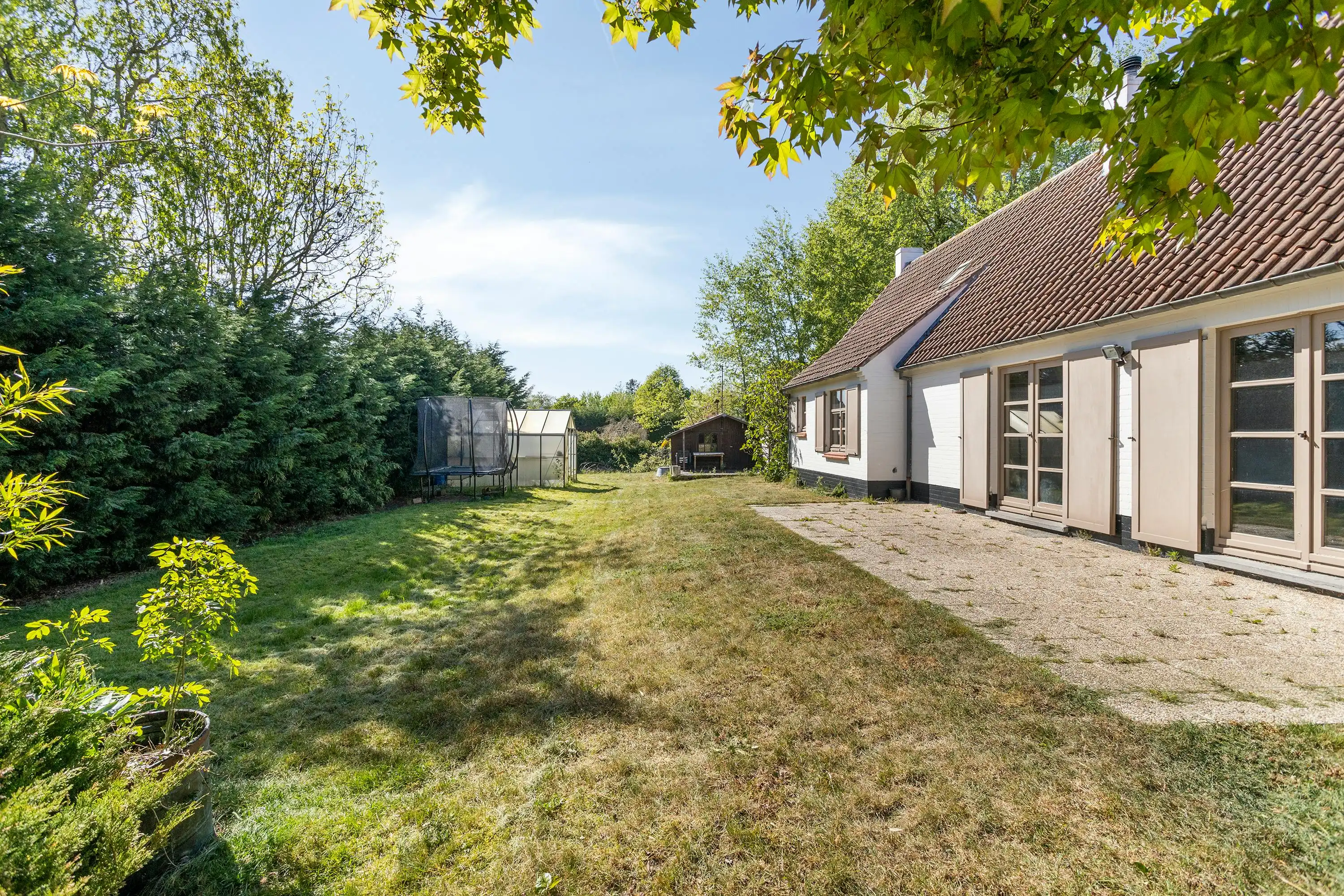 Charmante woning op een ruim perceel van 1273 m² in Sint-Idesbald foto 5