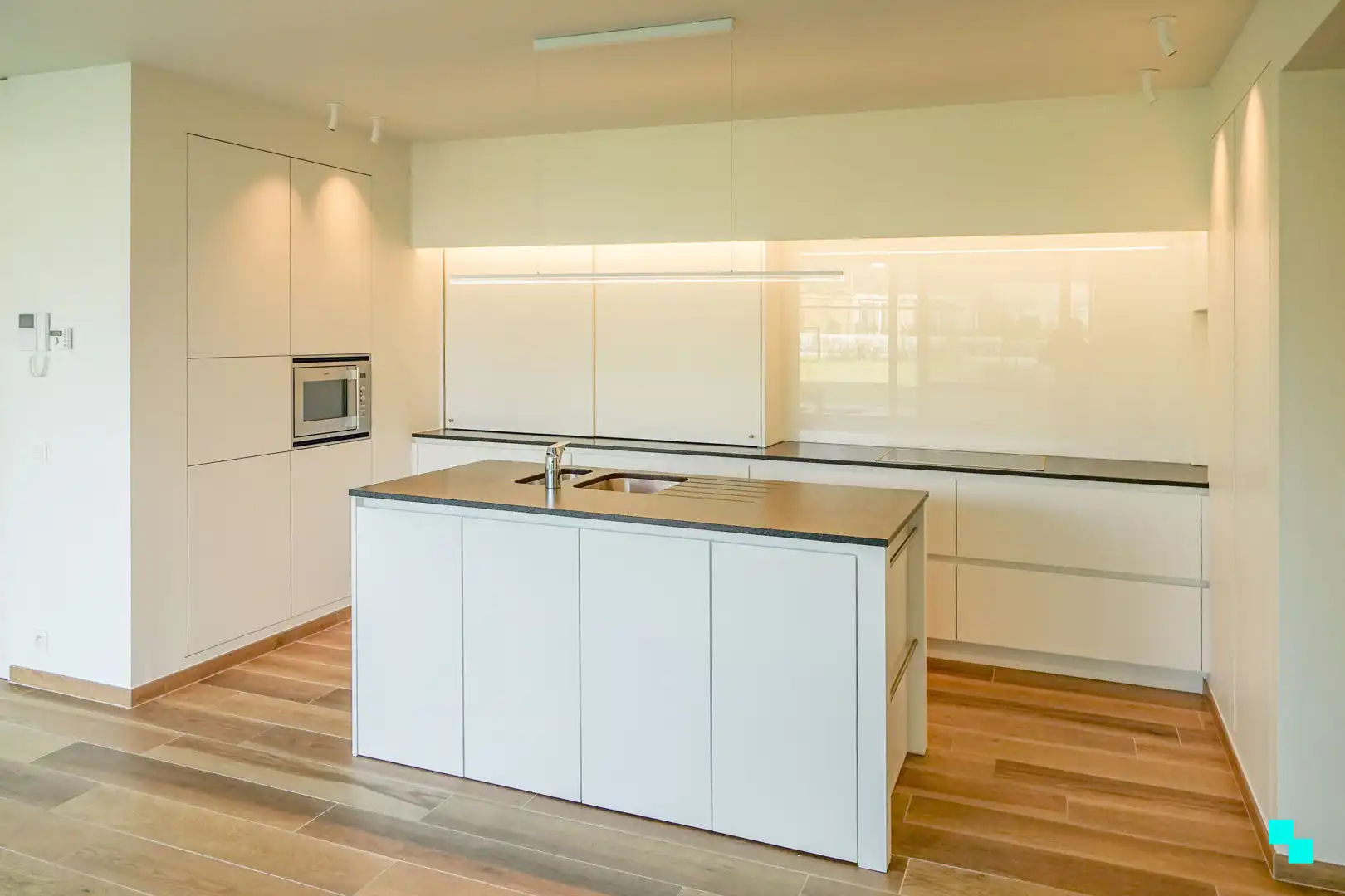 Tweeslaapkamer appartement op het gelijkvloers in het hart van Merelbeke foto 8