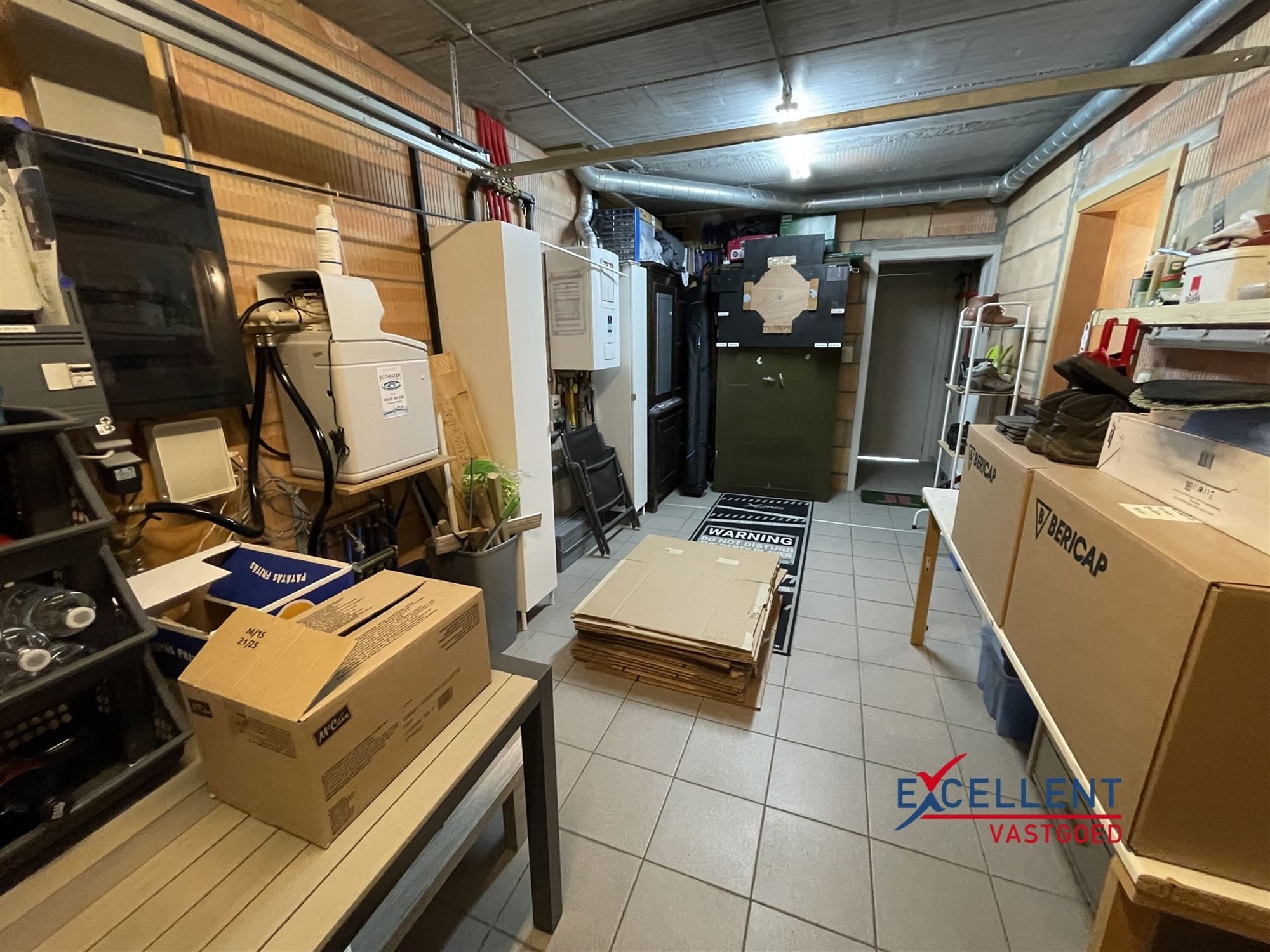 Rustig gelegen halfopen woning te huur met 3 slaapkamers foto 6