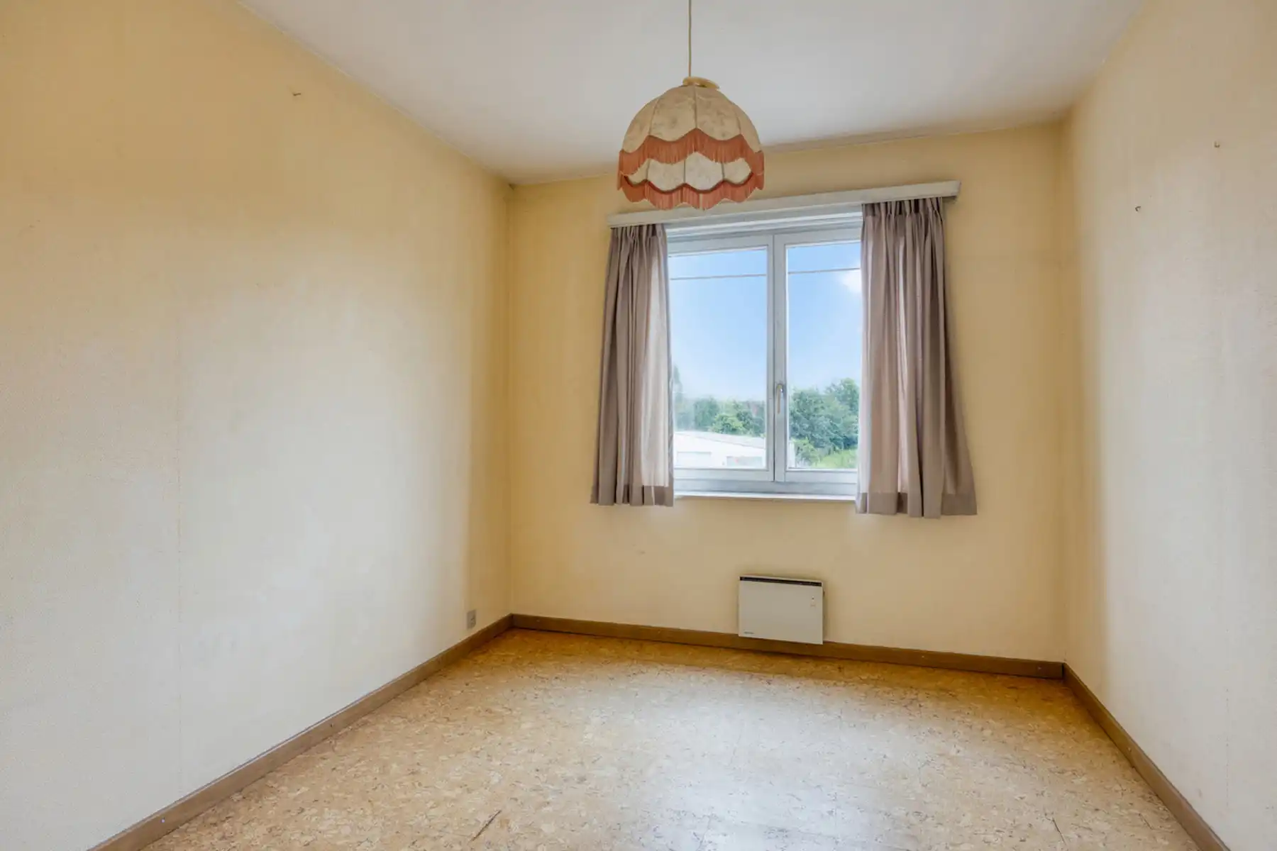 Gezinswoning - 3 slaapkamers, gezellige tuin en ruime oprit foto 15