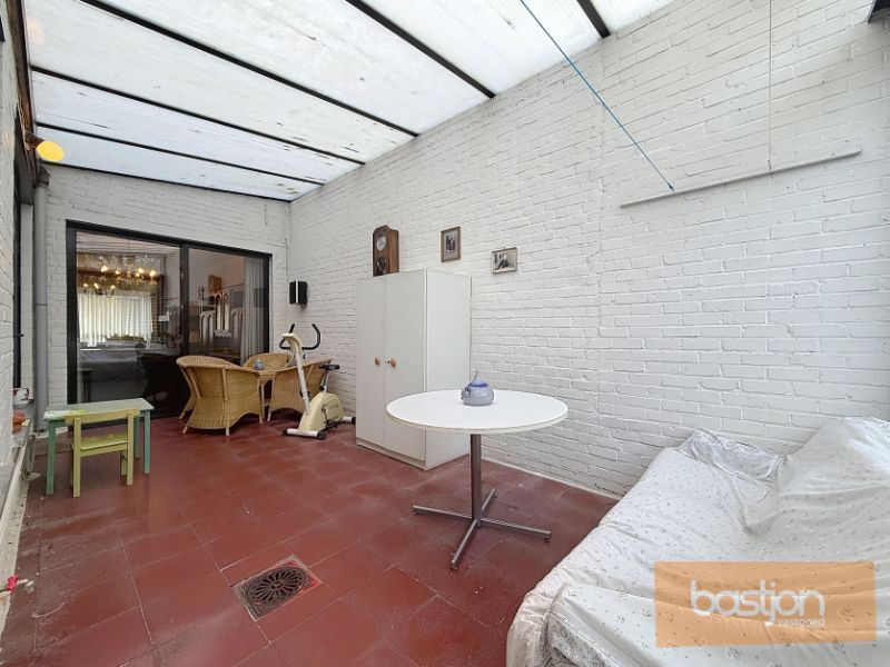 Woning in het centrum van Marke met 4 slaapkamers foto 2