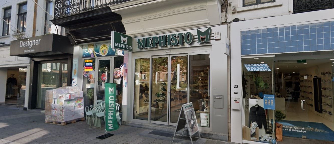 Commercieel gebouw Steenpoort Kortrijk foto 2