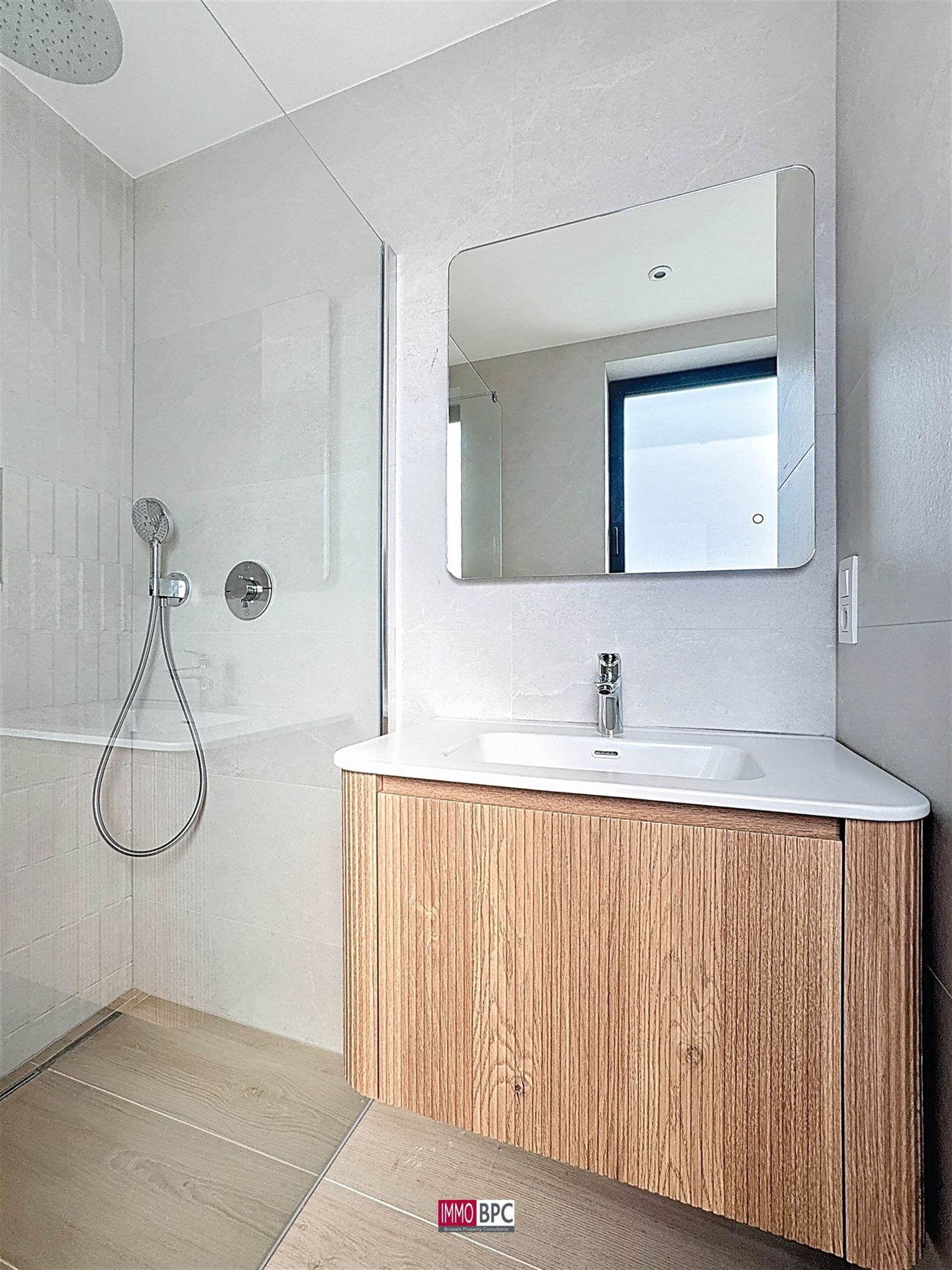 Prachtige nieuwbouwwoning in Wemmel – driegevel met zonnige tuin, hoogwaardige afwerking en extra’s! foto 22