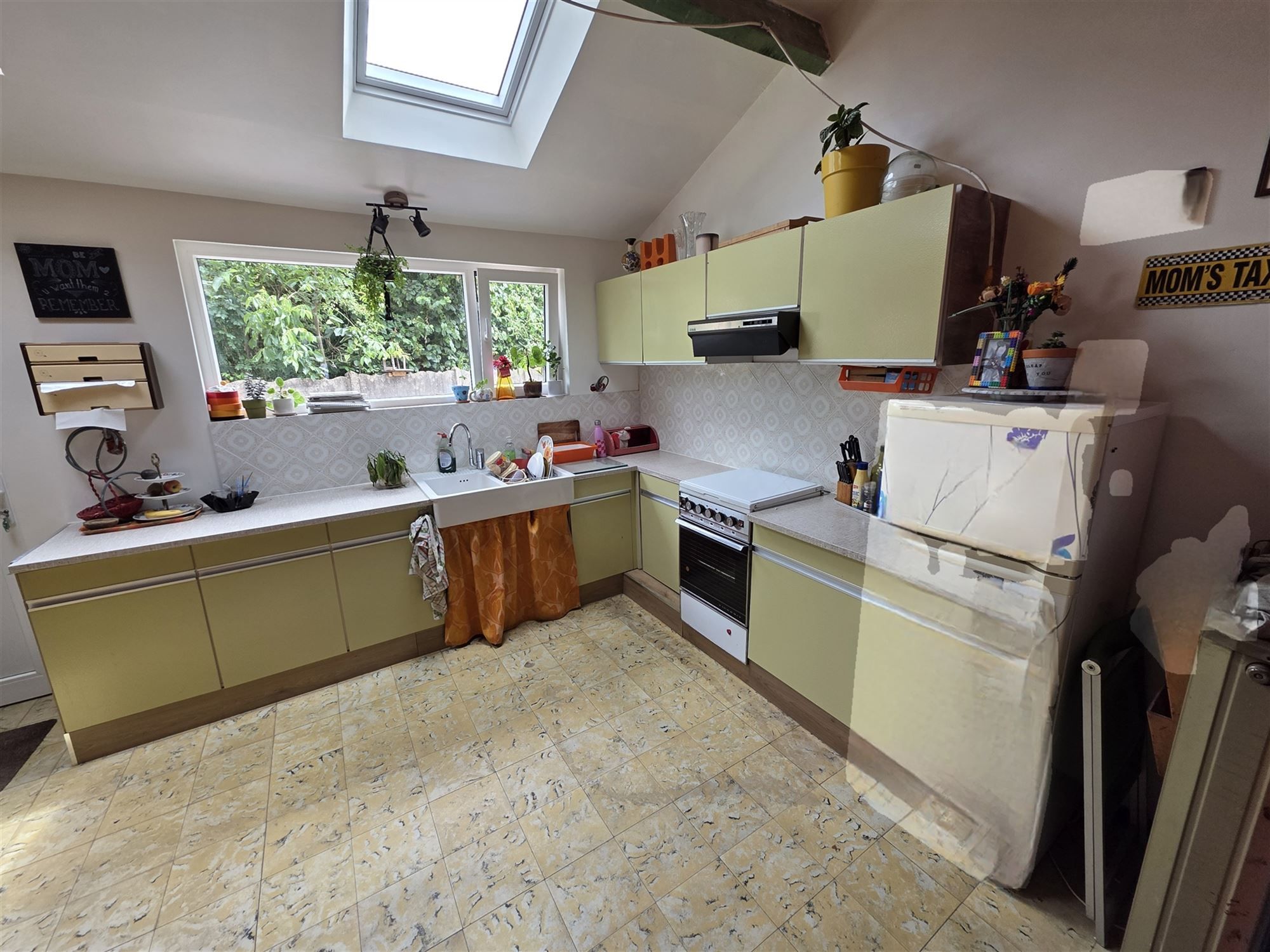 Gedeeltelijk vernieuwde boerderij op 903 m² foto 7