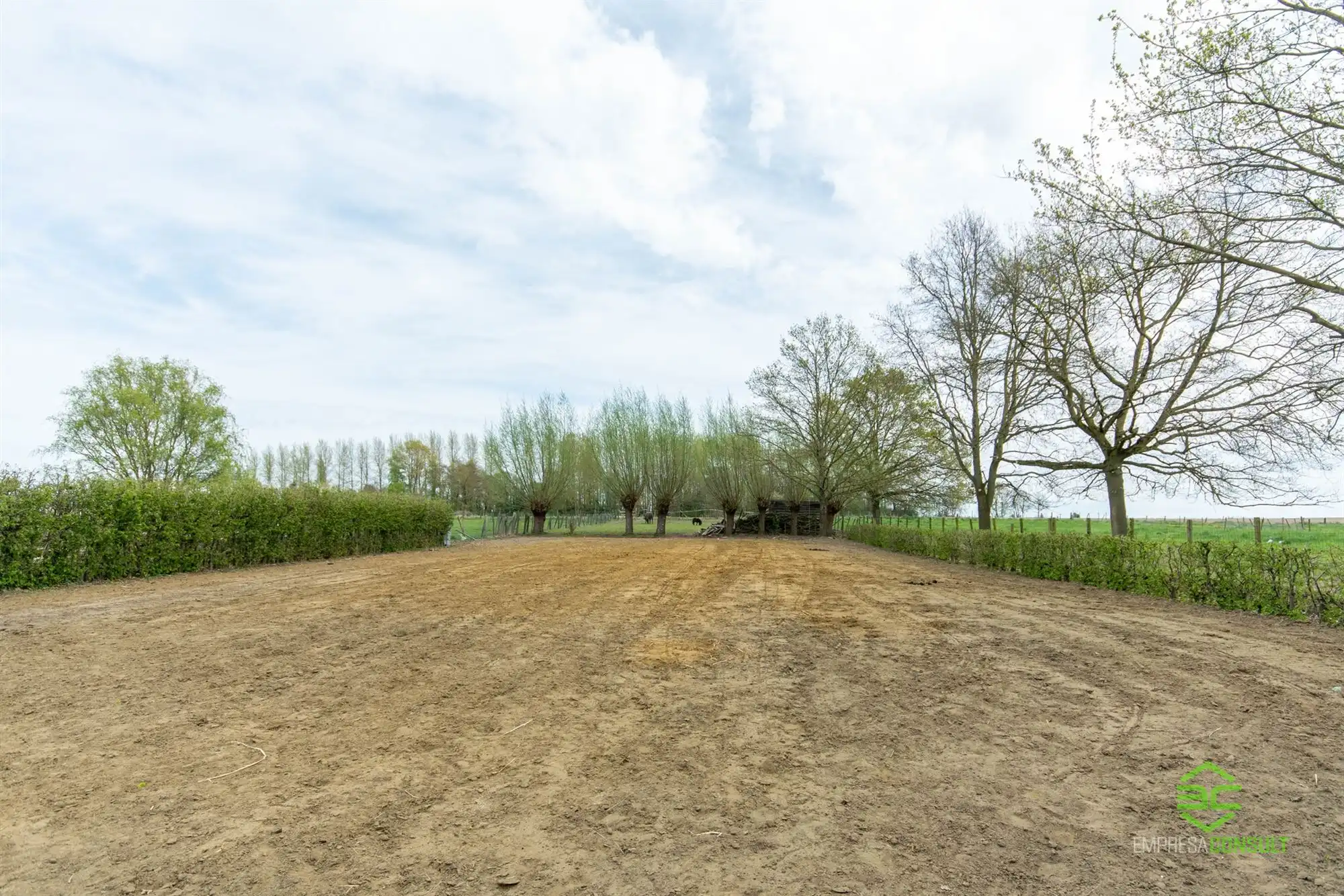 Instapklare woning met 4slpk op 30a 65ca! foto 16