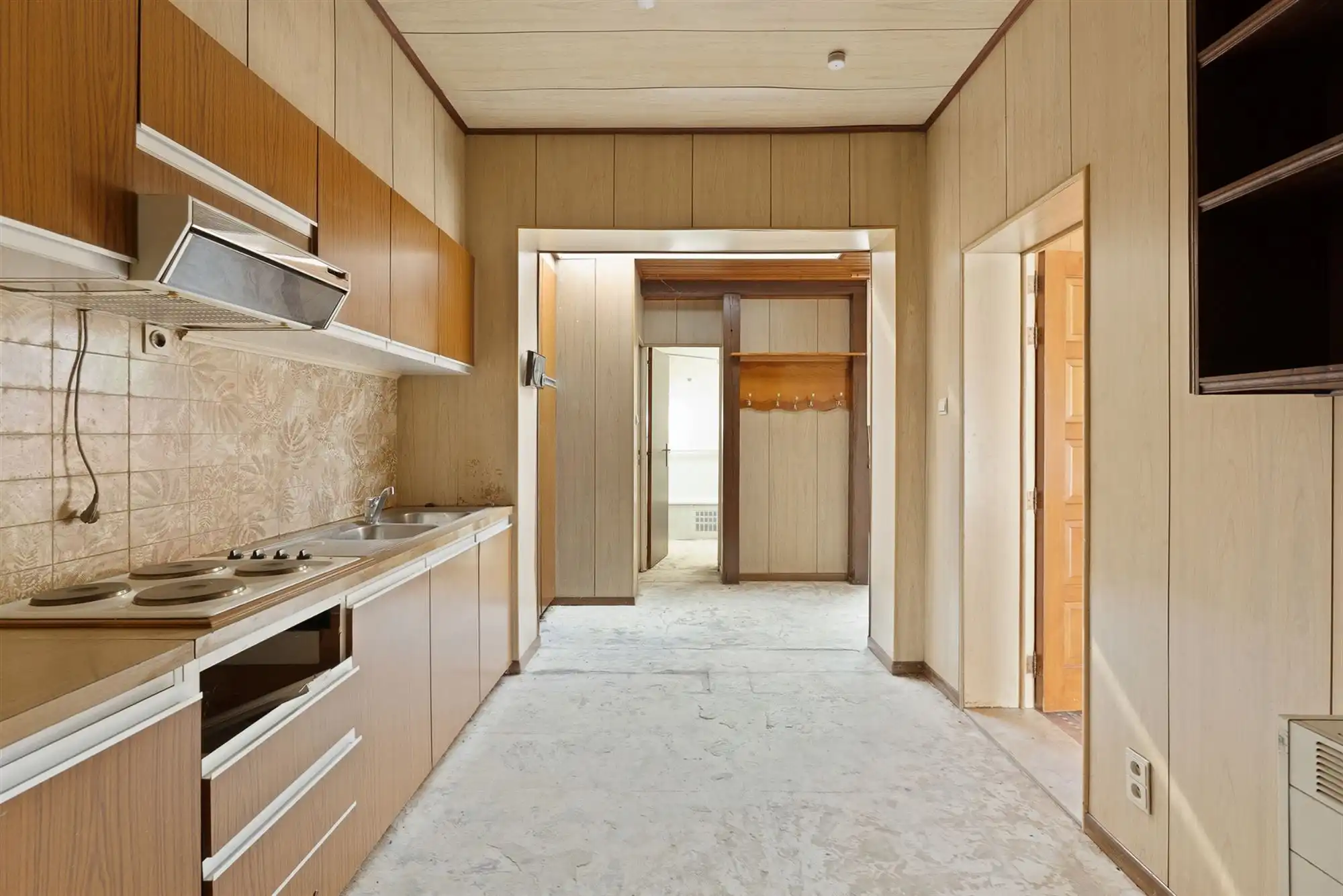 WONING MET ZICHT OP KANAAL OP PRACHTIGE LIGGING foto 15