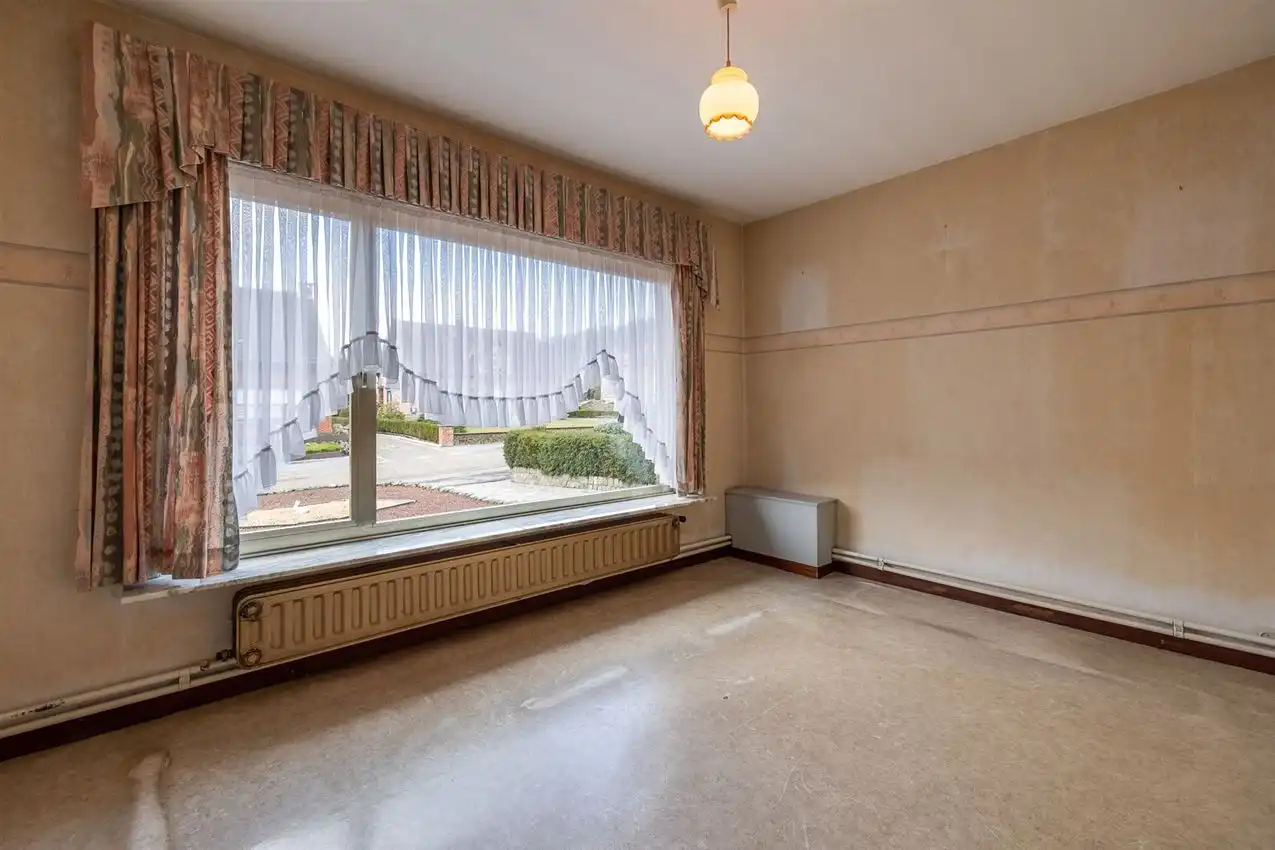 Unieke ligging boven de Mottevallei – renovatiekans met waarde-opportuniteit foto 41