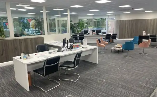 375m² kantoor/praktijkruimte foto 4