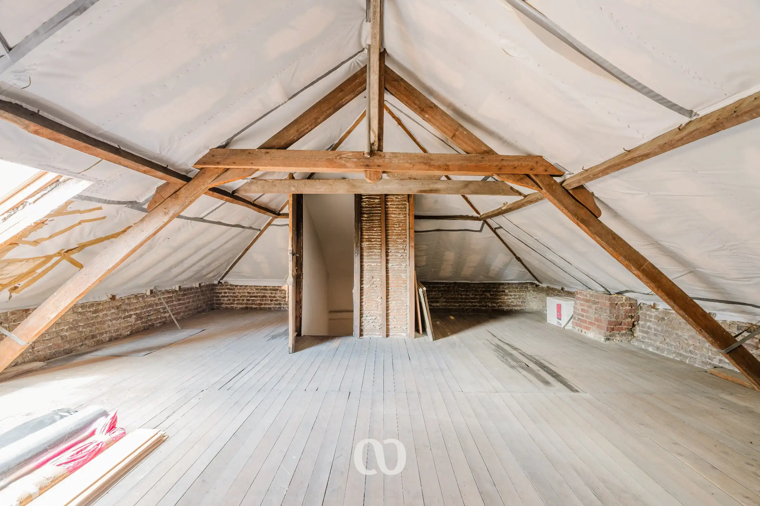 Ruim herenhuis met 8 slaapkamers en tuin in het centrum van Oudenaarde foto 24