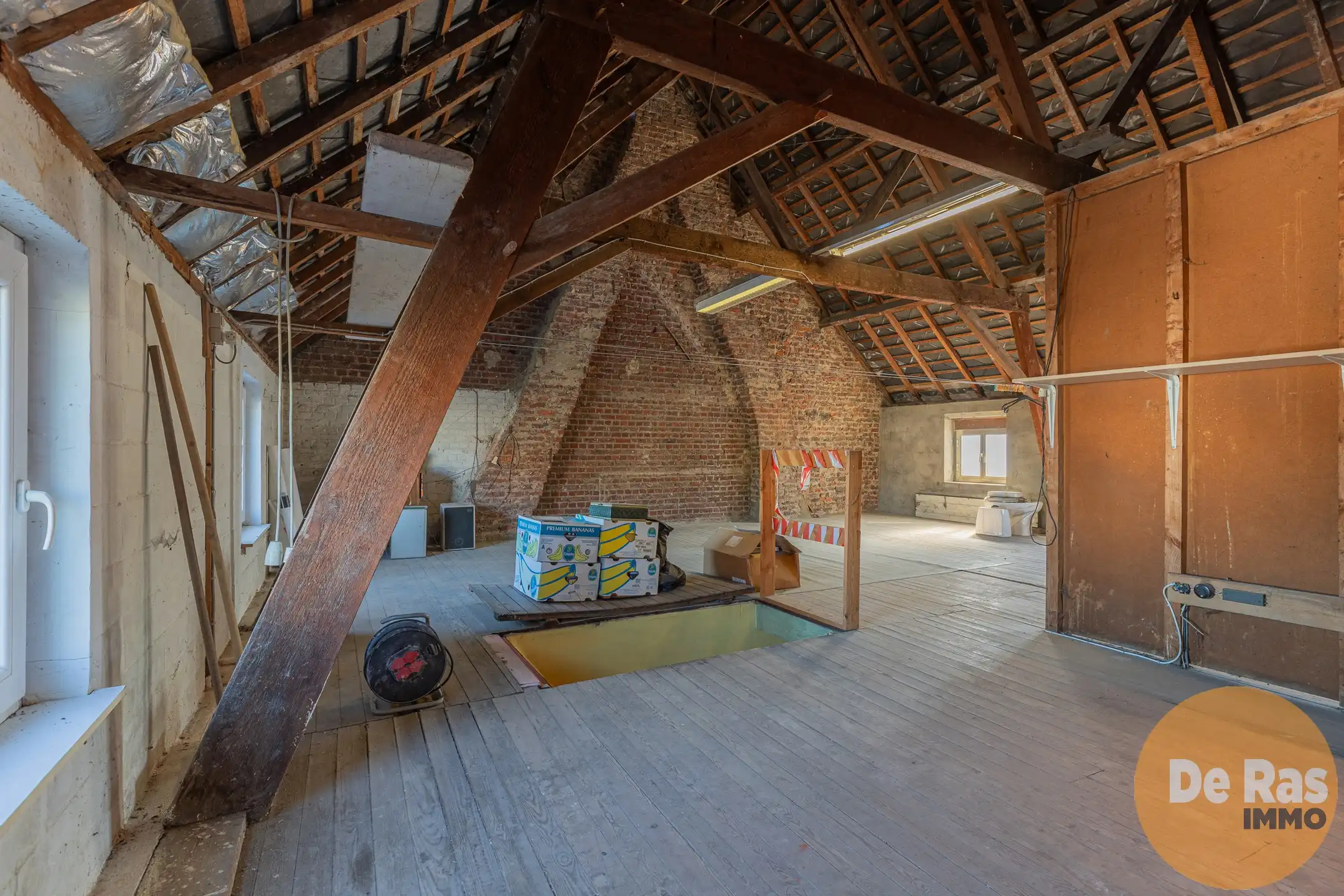 HAALTERT - Renovatiepand met veel mogelijkheden/tuin/:garage foto 15