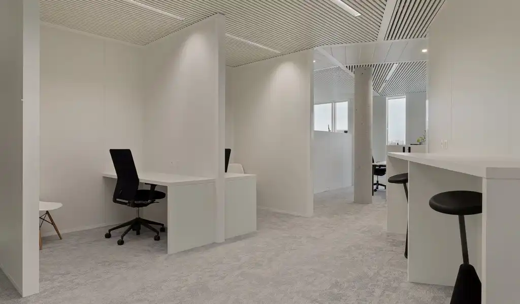 Kantoorverdiep te huur in Kowala Business Center in Gent foto 9