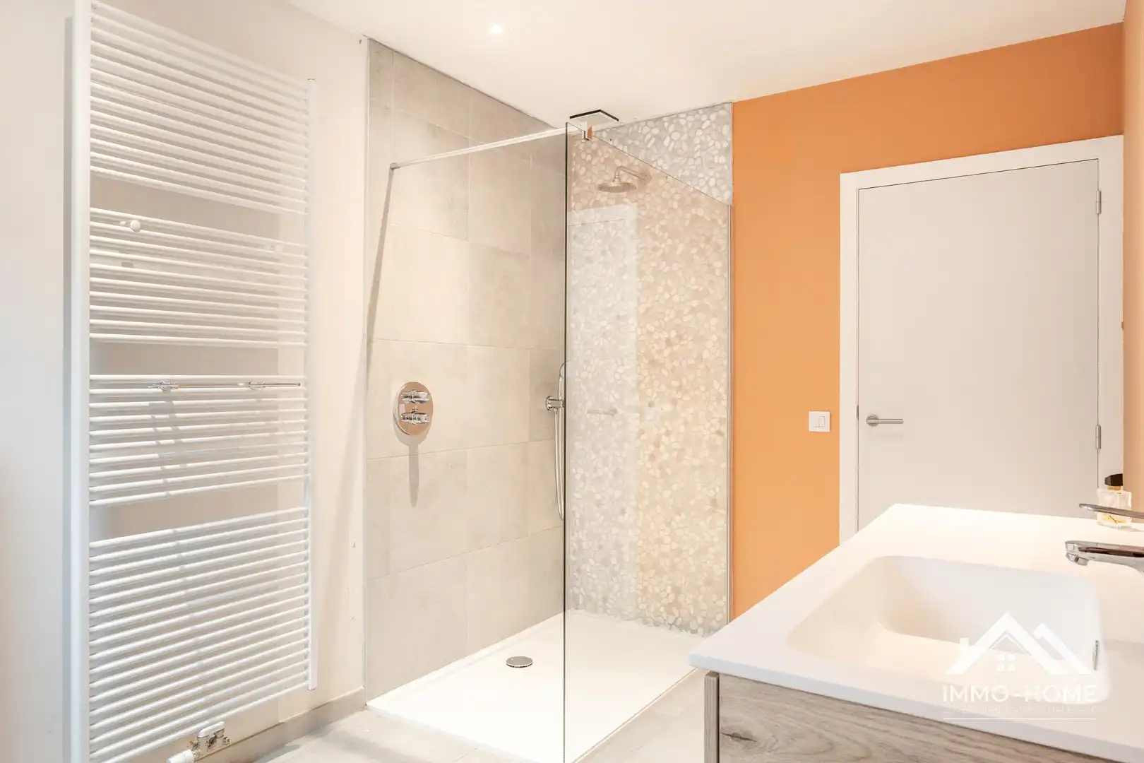 Knappe HOB in een residentiële omgeving te Oostakker!  foto 12