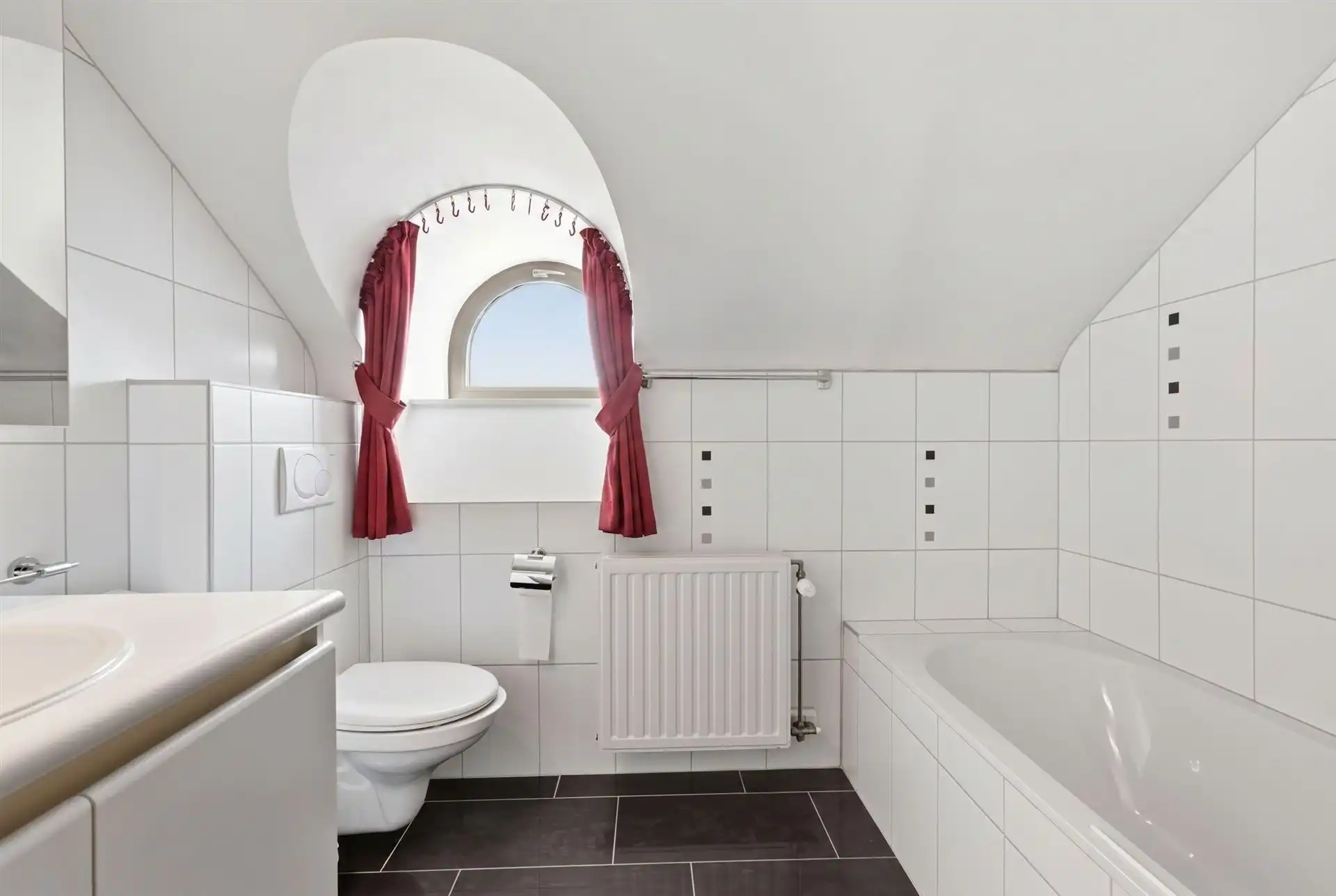 WOONAPPARTEMENT / STAANPLAATS foto 23