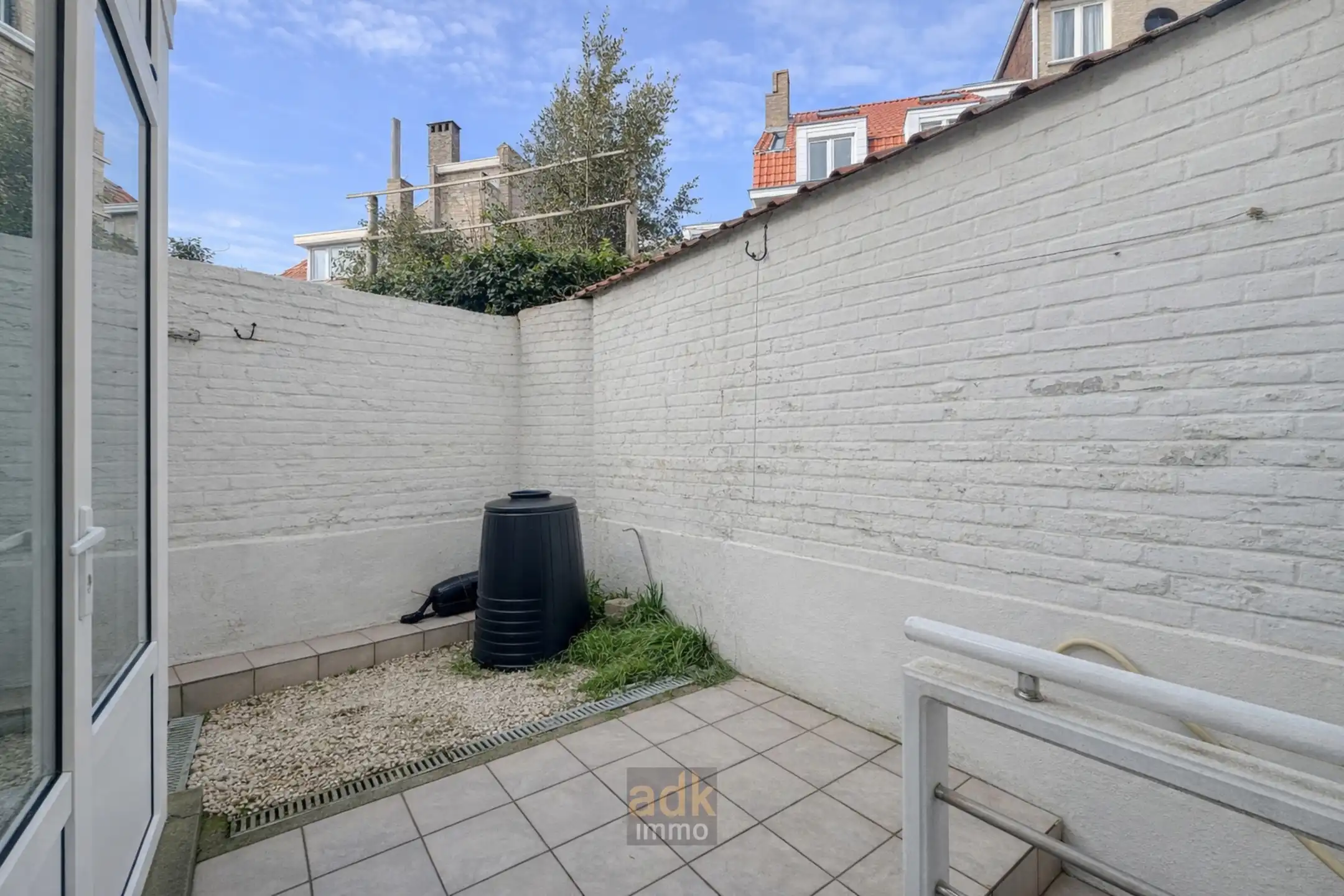 Charmant duplex-appartement met stadstuintje en veranda. foto 7