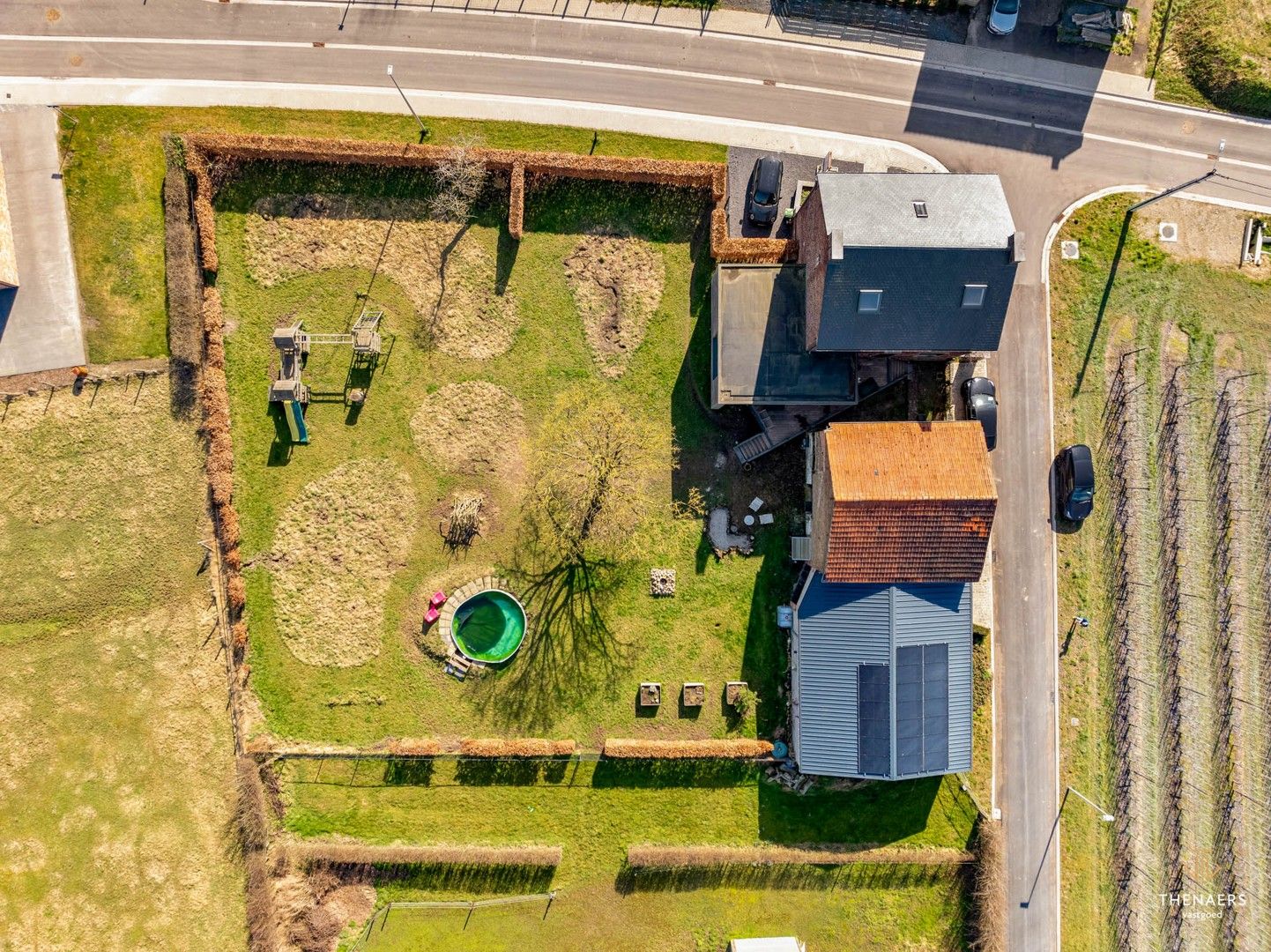 Prachtige, volledig gerenoveerde landelijke woning met ruime tuin in Gingelom (Jeuk). foto 49