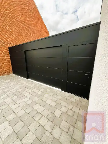 Instapklare gezinswoning met 4 slaapkamers, mooie grote tuin en ruime parkeermogelijkheden foto 4