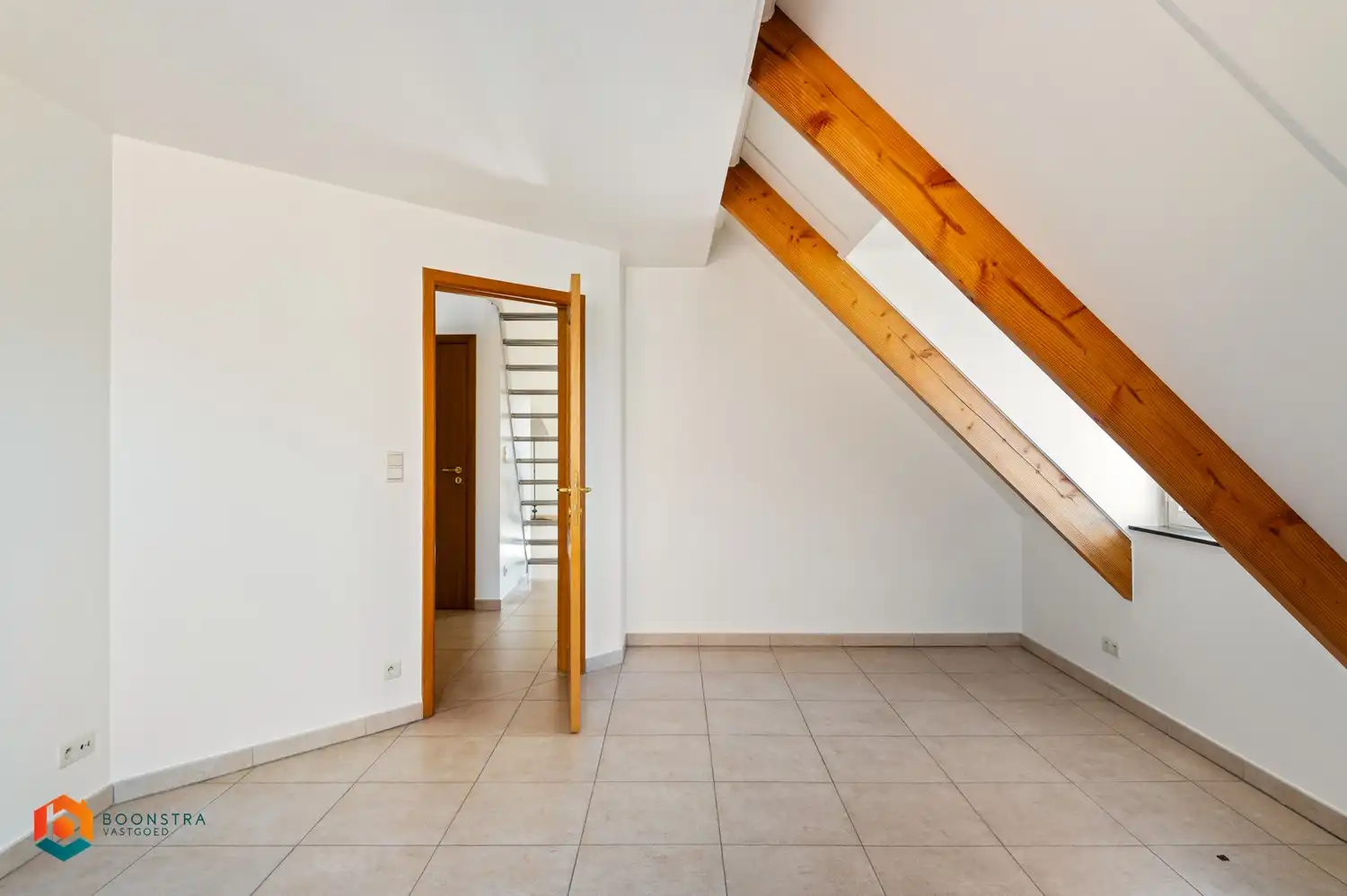 Dakappartement met prachtig, ruim terras foto 15