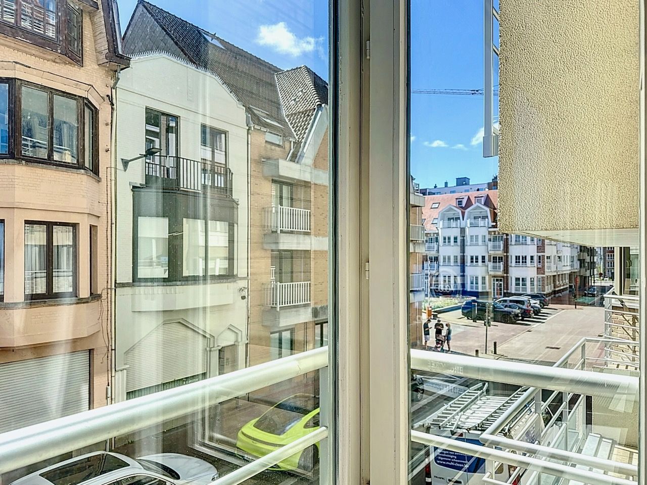 Instapklaar appartement met zijdelings zeezicht op topligging te Heist-aan-Zee foto 5