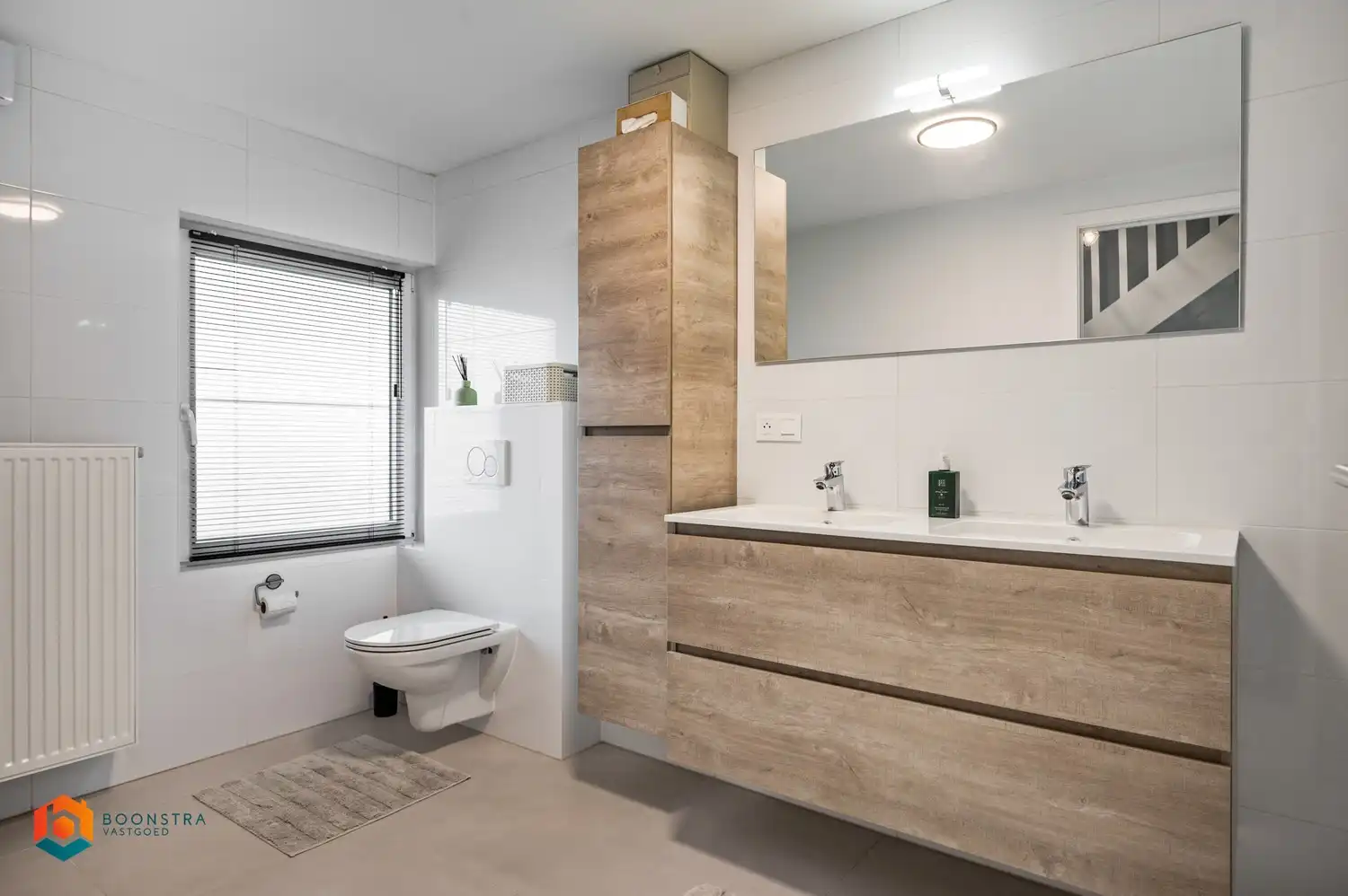 Volledig gerenoveerde woning (2020) met 2 slpkrs te Baal foto 9