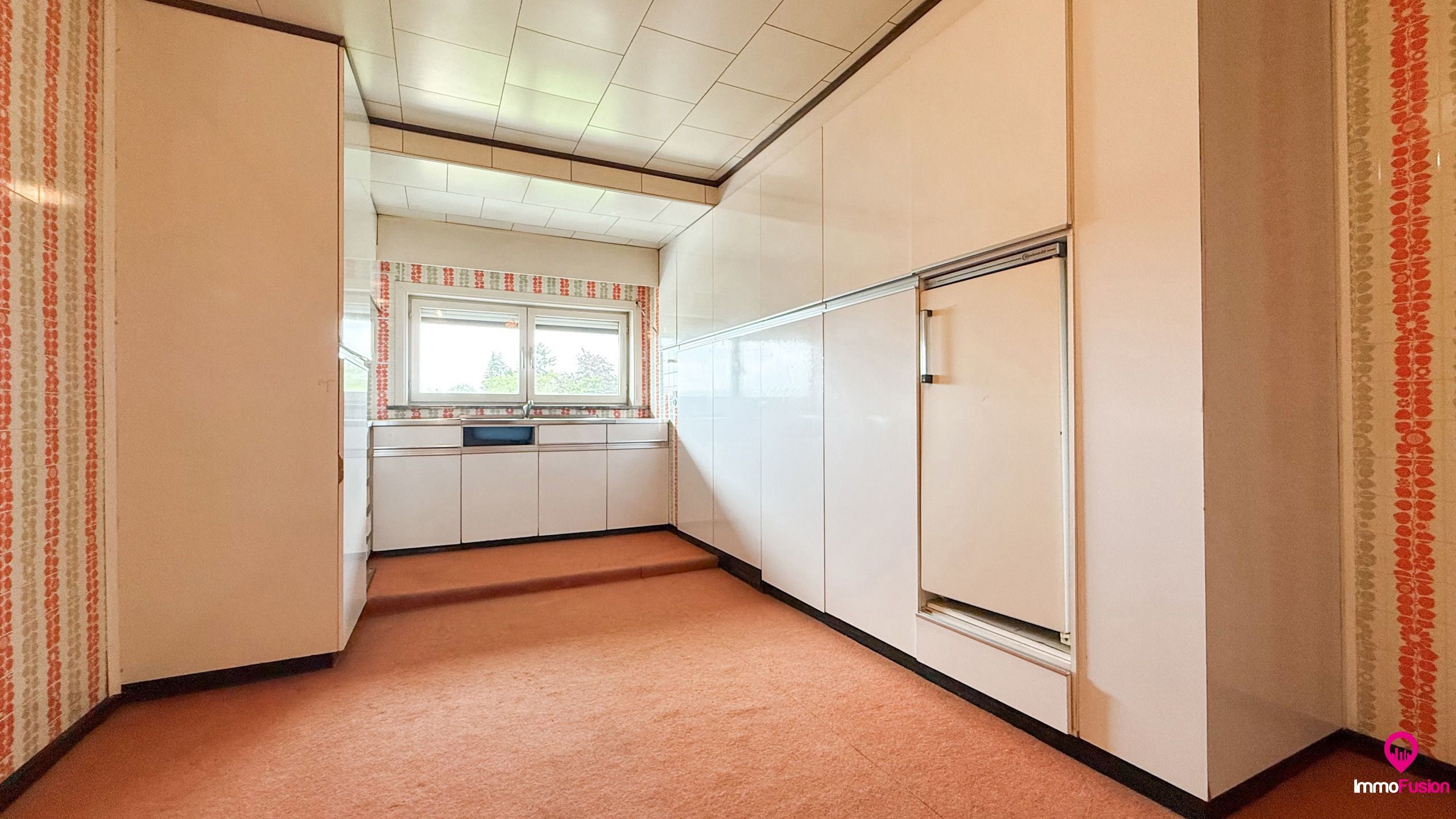 Instapklare, ruime woning met 6 slpks en enorme tuin op 26a! foto 41