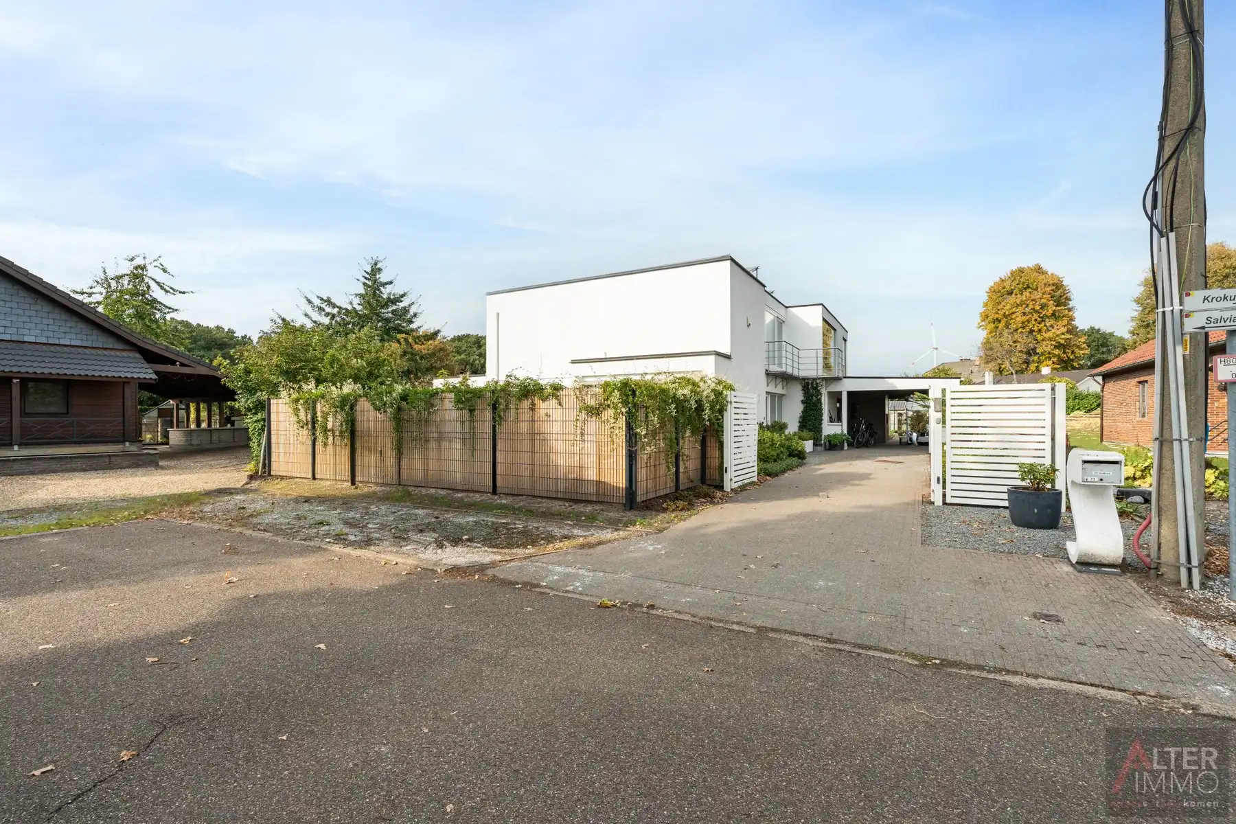 Diepenbeek - Ruime villa op 12,44 are  met vele mogelijkheden! foto 18