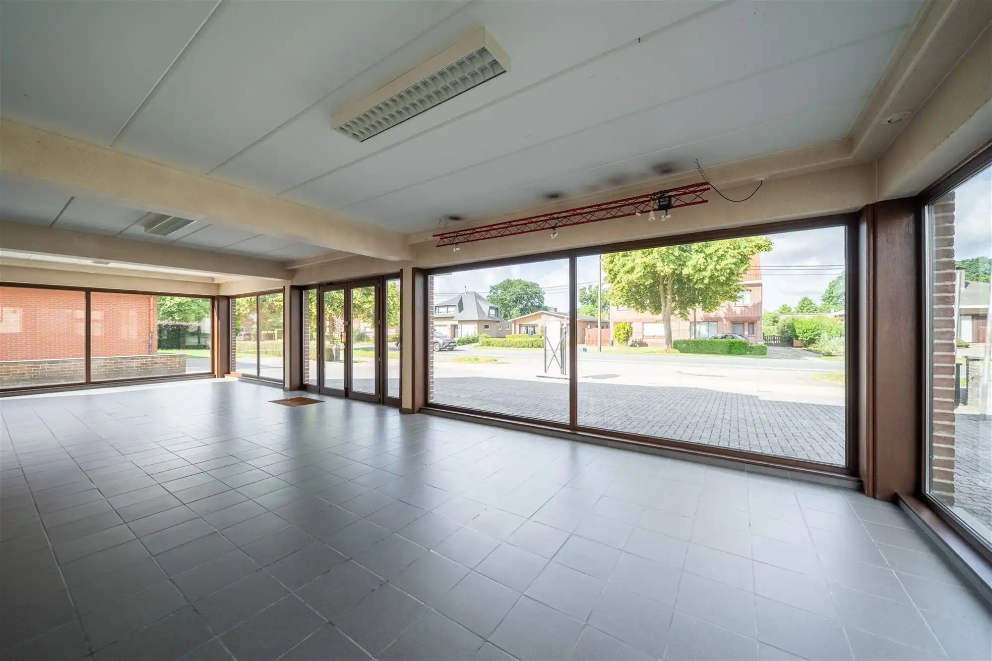 Handelspand met appartement te koop in Westerlo!! foto 4