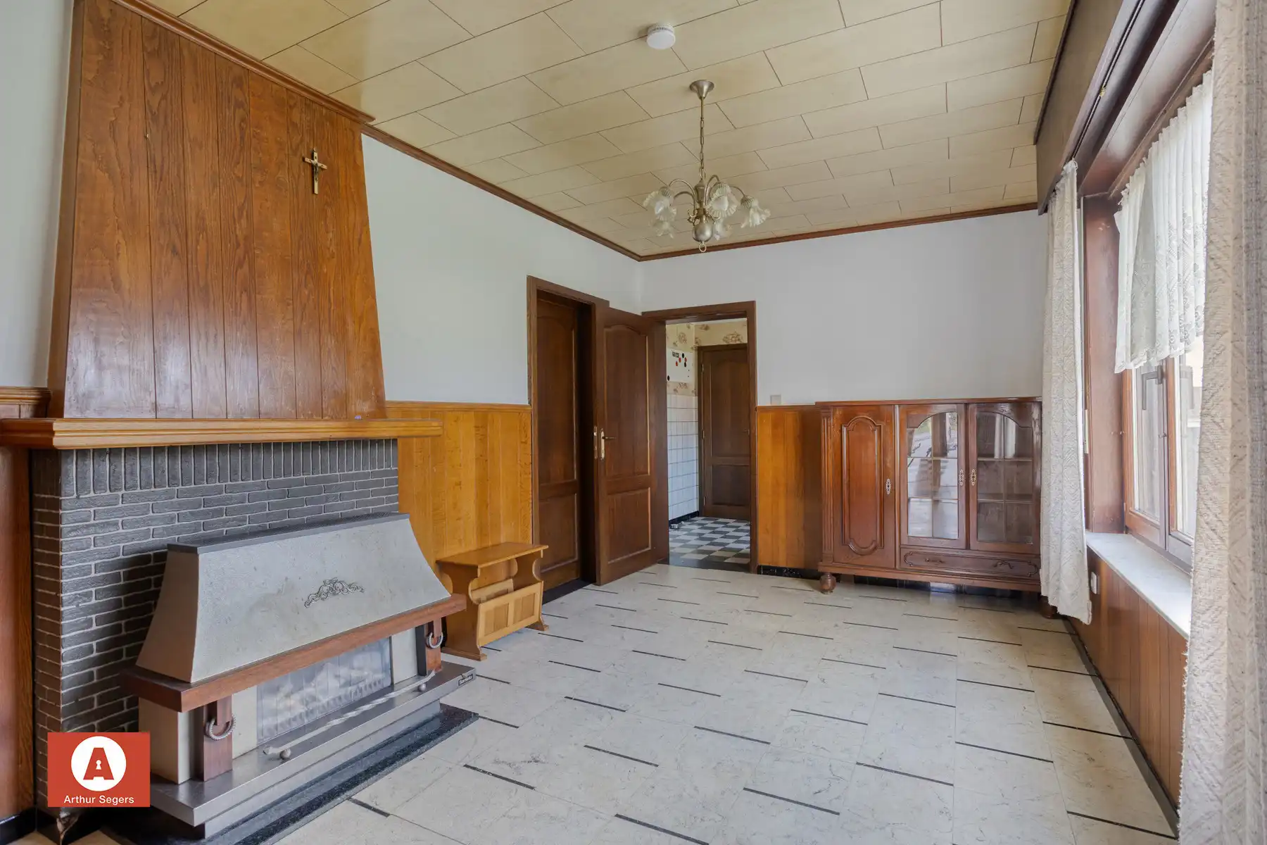 Halfopen bebouwing op zeer centrale ligging foto 7